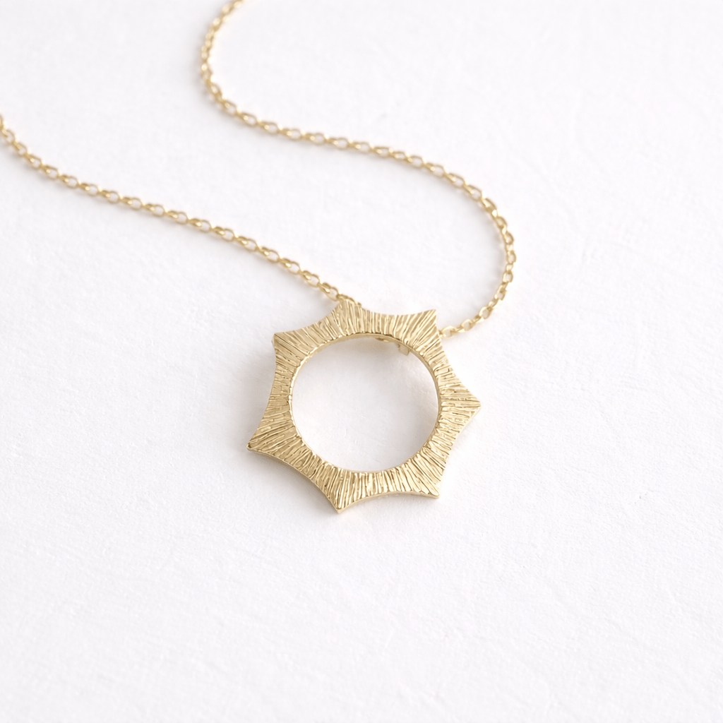 Martina Hamilton Pendants/Necklaces Ériu | 9ct Solid Gold Pendant Large
