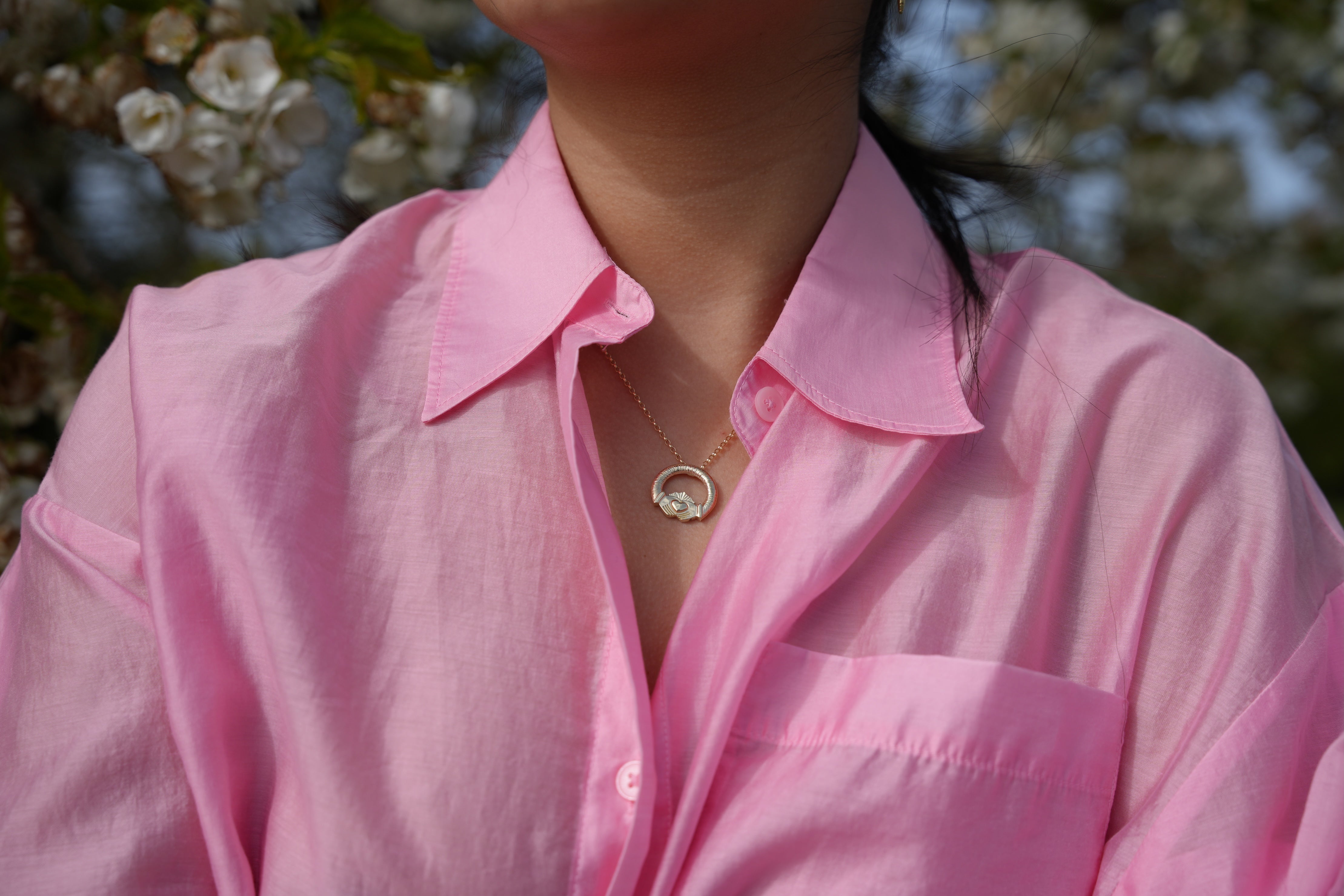 Ériu | Claddagh Solid 9ct Gold Pendant