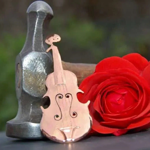 Fiddle | Copper Brooch