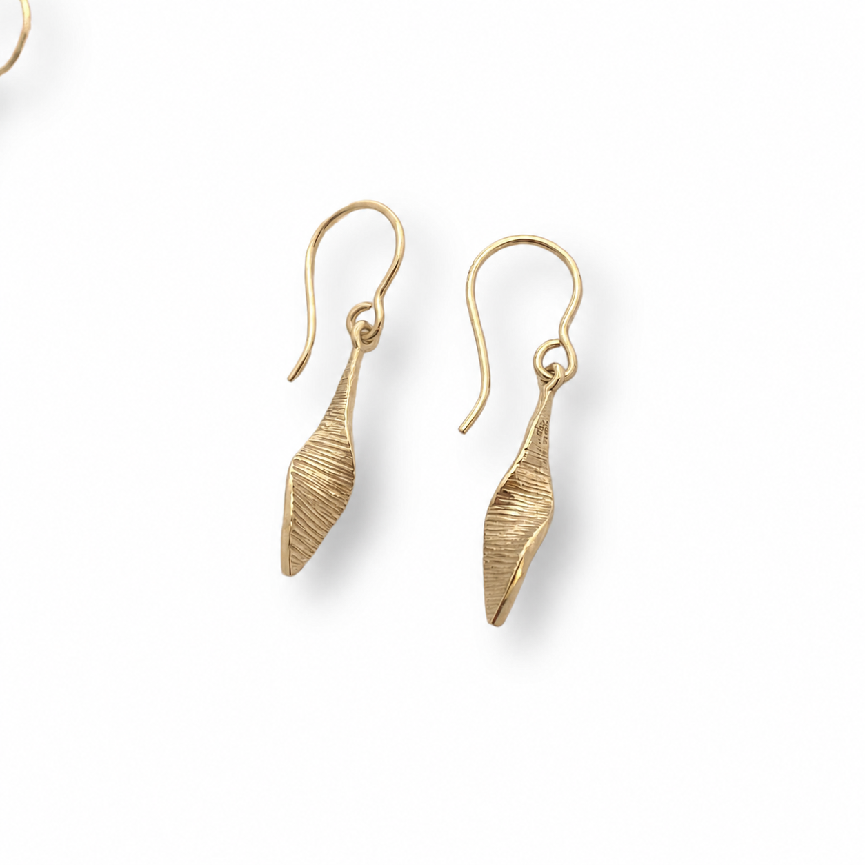 Bean Rí | 9ct Solid Gold Loose Drop Earrings Small