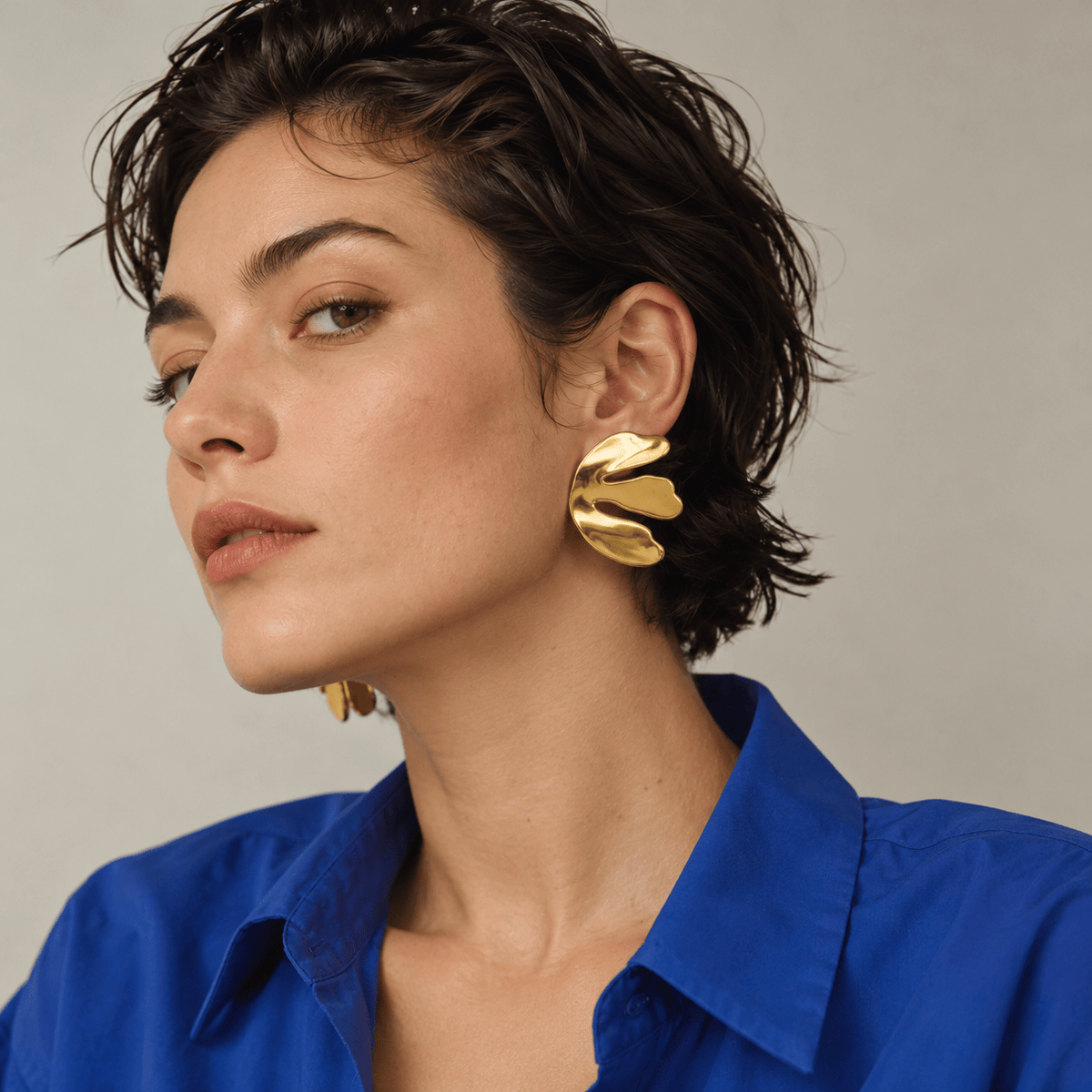 Capulet & Montague Earrings Fleur-De-Lis Studs | Mirrored Gold