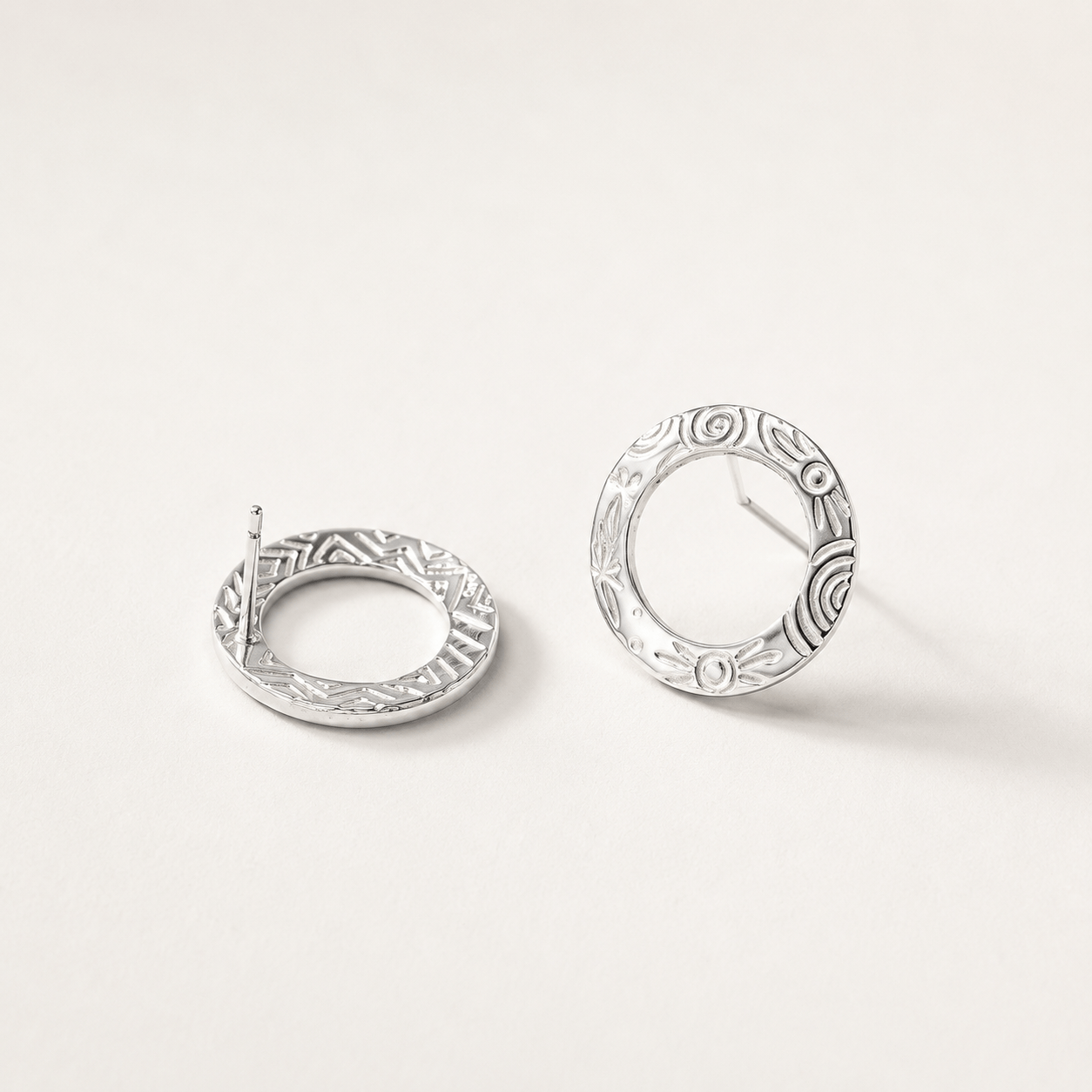 Martina Hamilton Earrings Heaven | Sterling Silver Circle Stud Earrings Medium