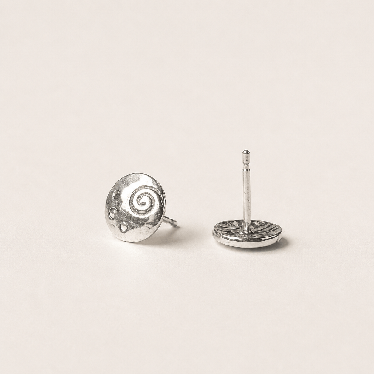 Heaven | Sterling Silver Circle Stud Earrings Petite