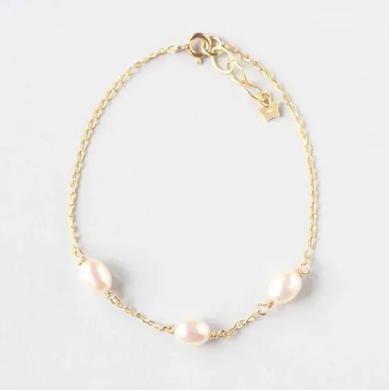 ILgemstones Bracelets/Bangles Beaded Gold Bracelet | Mother of Pearl