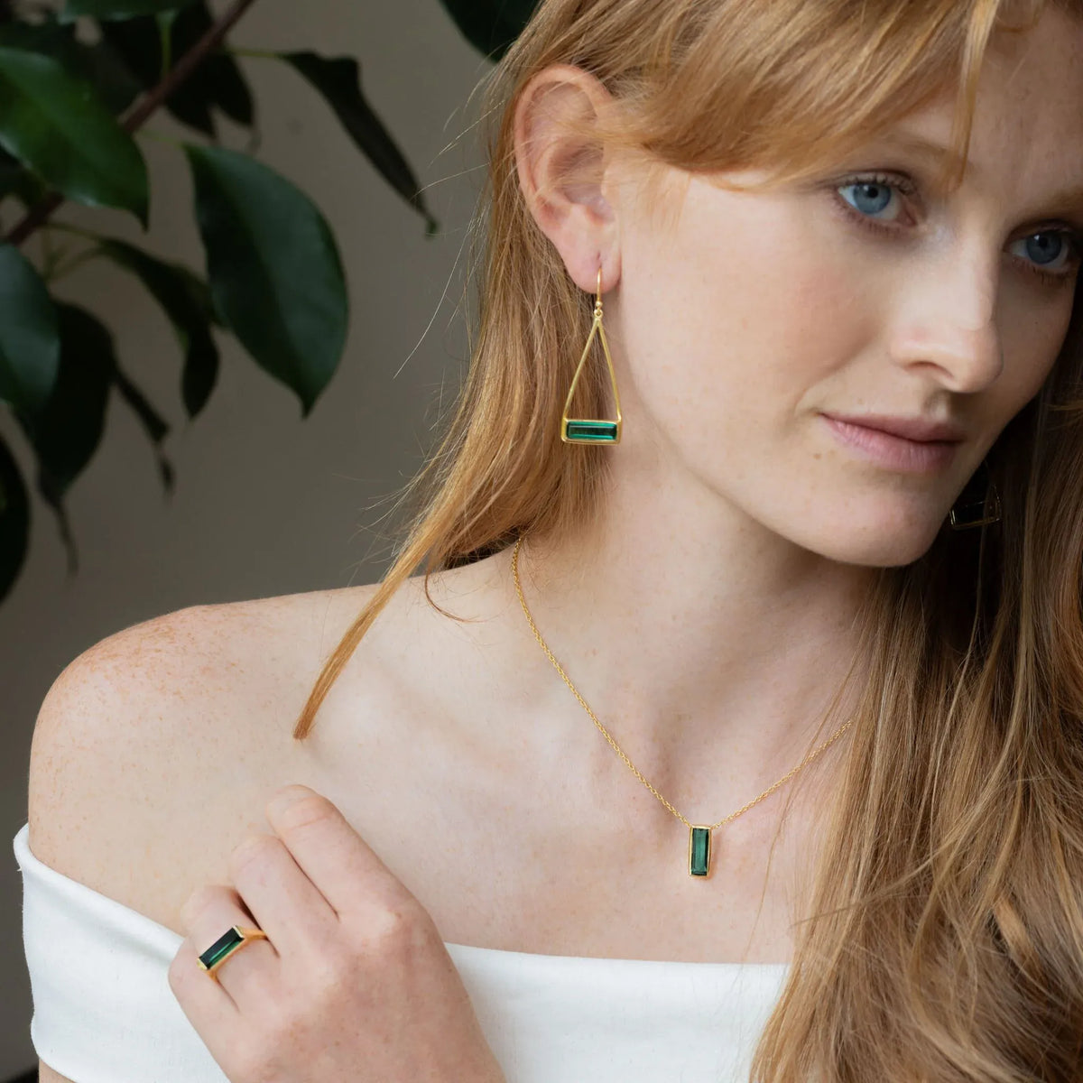 Juvi Pendants/Necklaces Manhattan Pendant Necklace | Green Tourmaline & Gold Vermeil