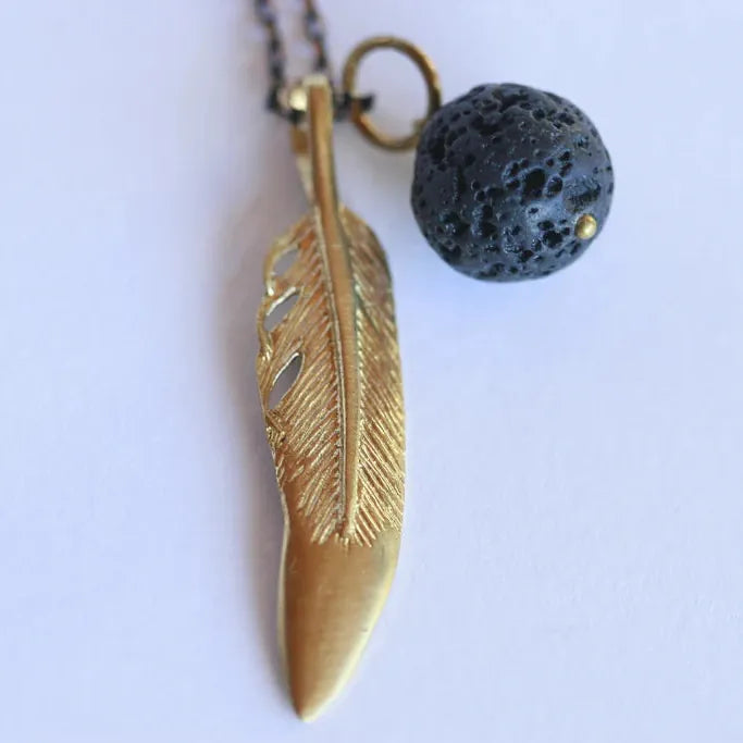 Kaiko Lava Aromatherapy | Feather Necklace