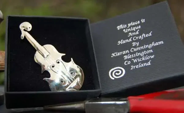 Kieran Cunningham Fiddle | Silver Brooch
