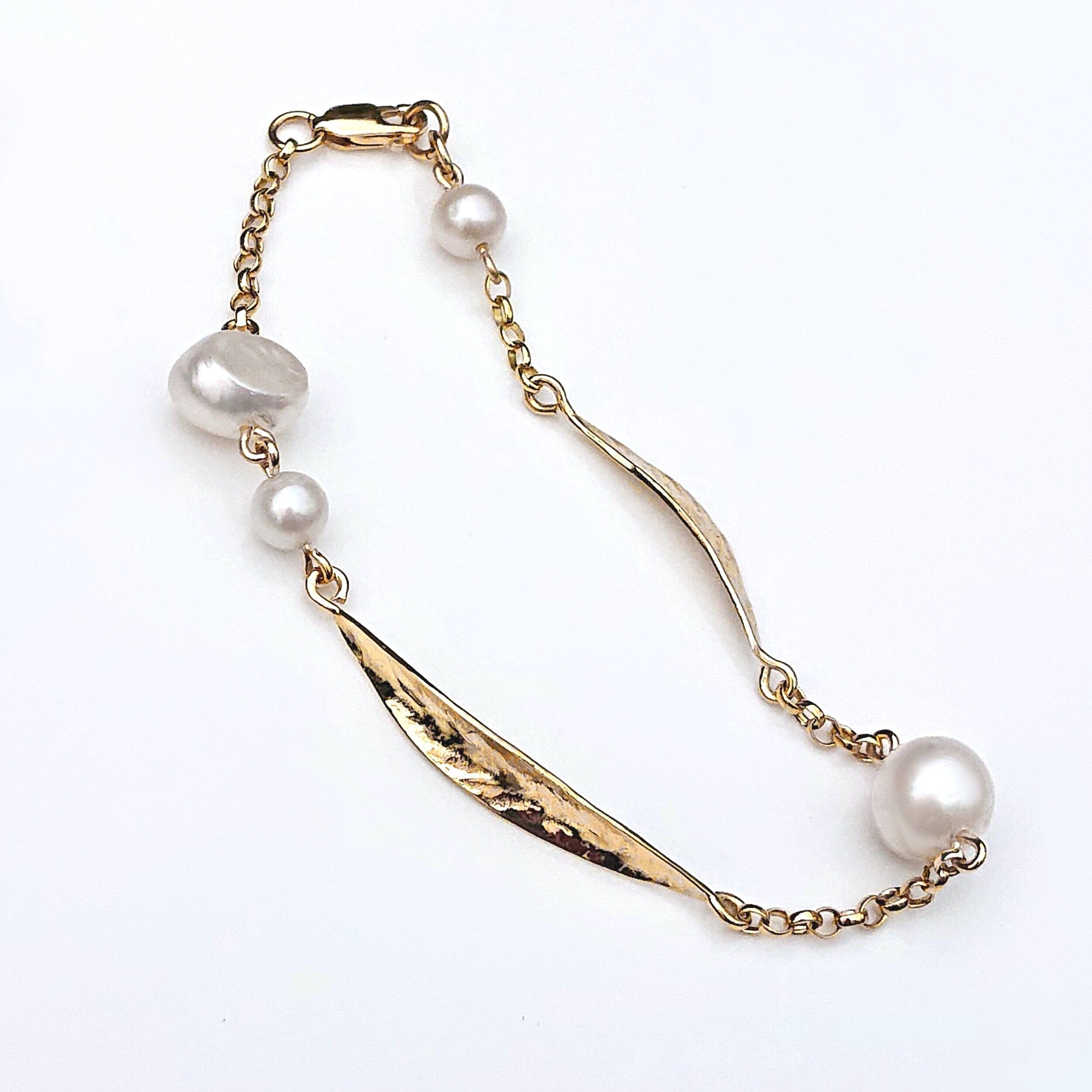 Martina Hamilton Bracelets/Bangles Leaf | 9ct Solid Gold and Pearl Bracelet