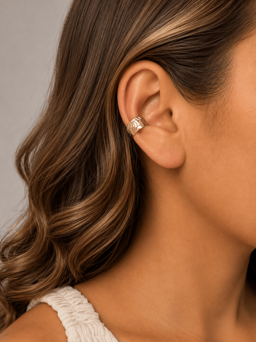 Martina Hamilton Earrings Carrowmore | 9ct Solid Gold Earring Cuff Small