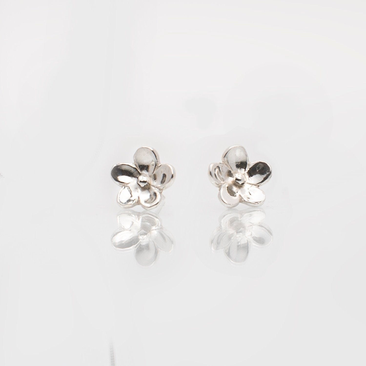 Martina Hamilton Earrings Forget Me Not | Sterling Silver Stud Earrings Medium
