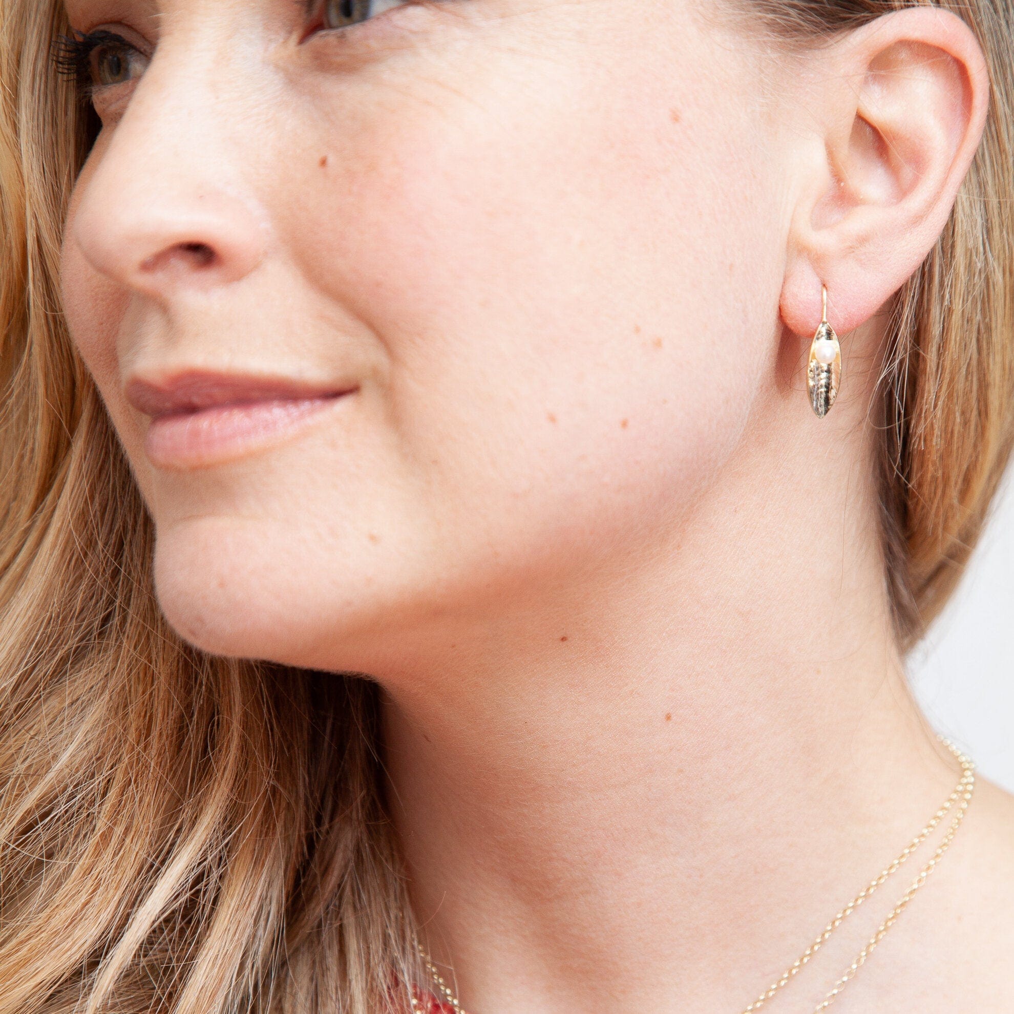 Martina Hamilton Earrings Leaf | 9ct Solid Gold and Pearl Drop Earrings Medium
