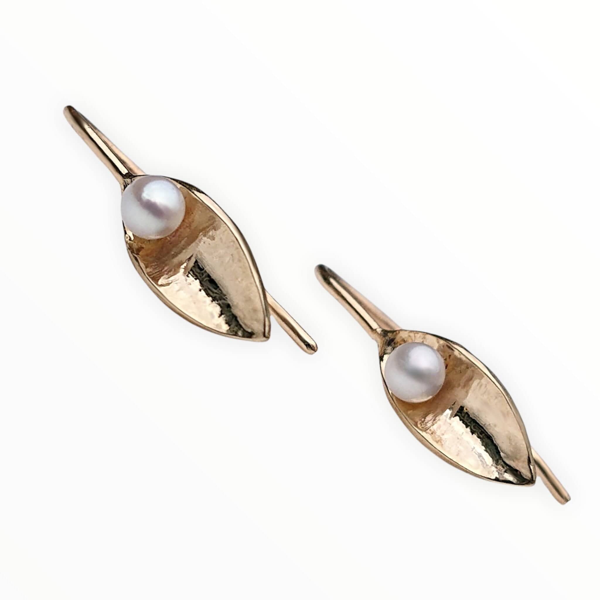 Martina Hamilton Earrings Leaf | 9ct Solid Gold and Pearl Drop Earrings Medium