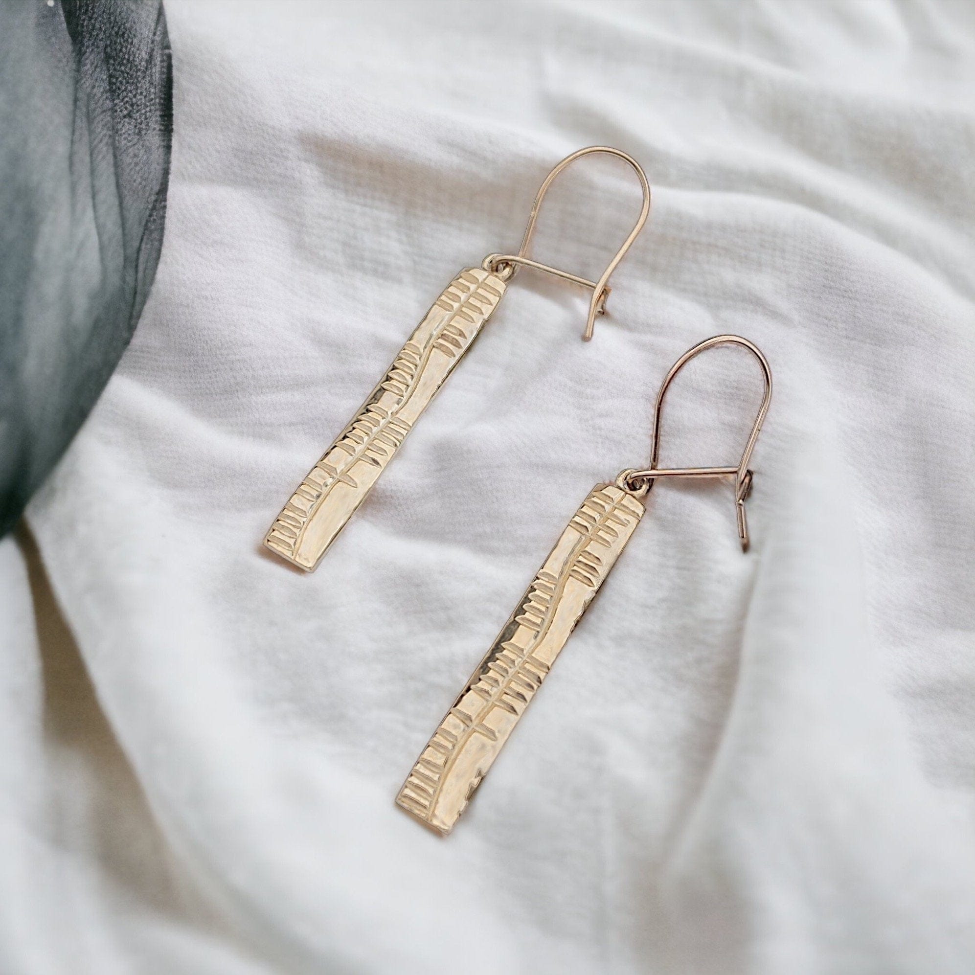 Martina Hamilton Earrings Ogham | 9ct Solid Gold Sláinte Good Health Drop Earrings