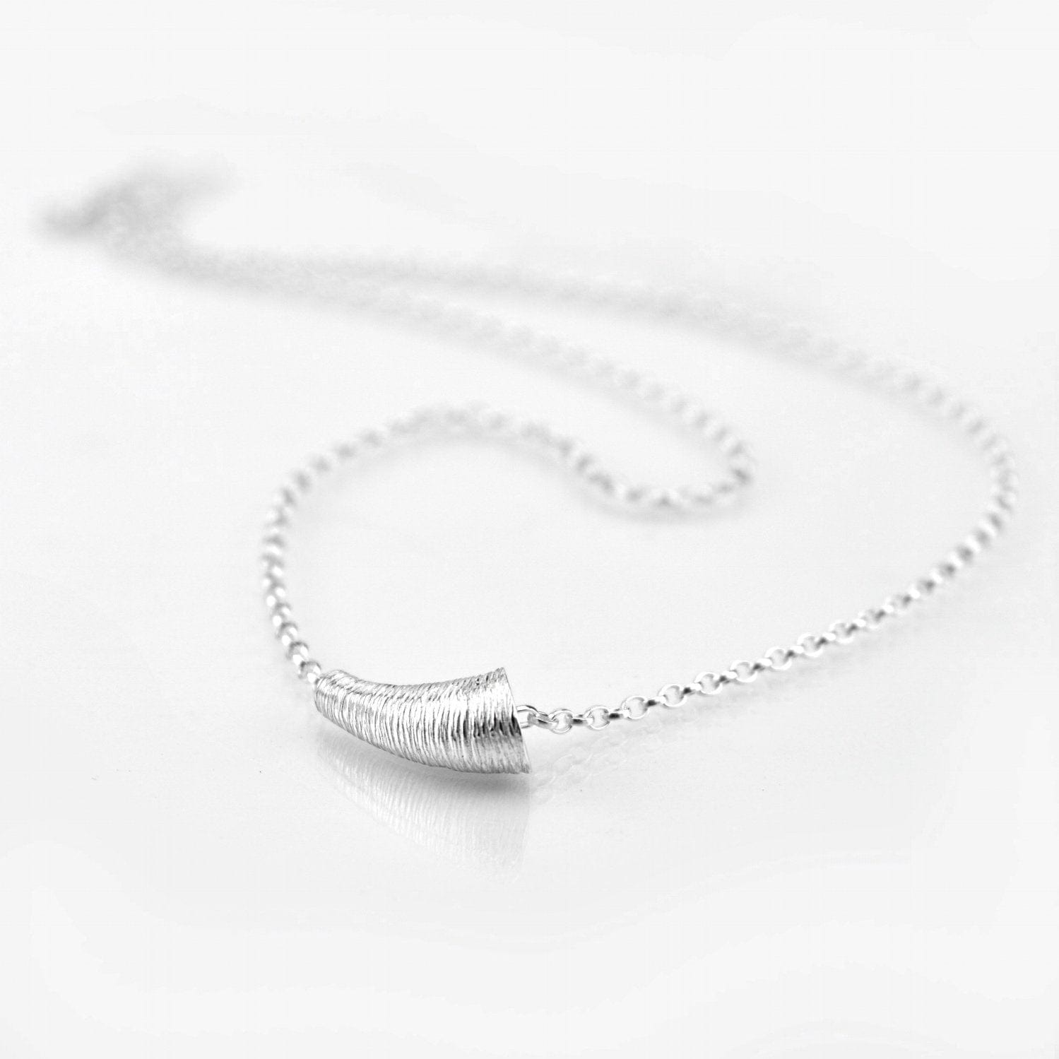 Martina Hamilton Croà Sliogán | Sterling Silver Trumpet Pendant Small