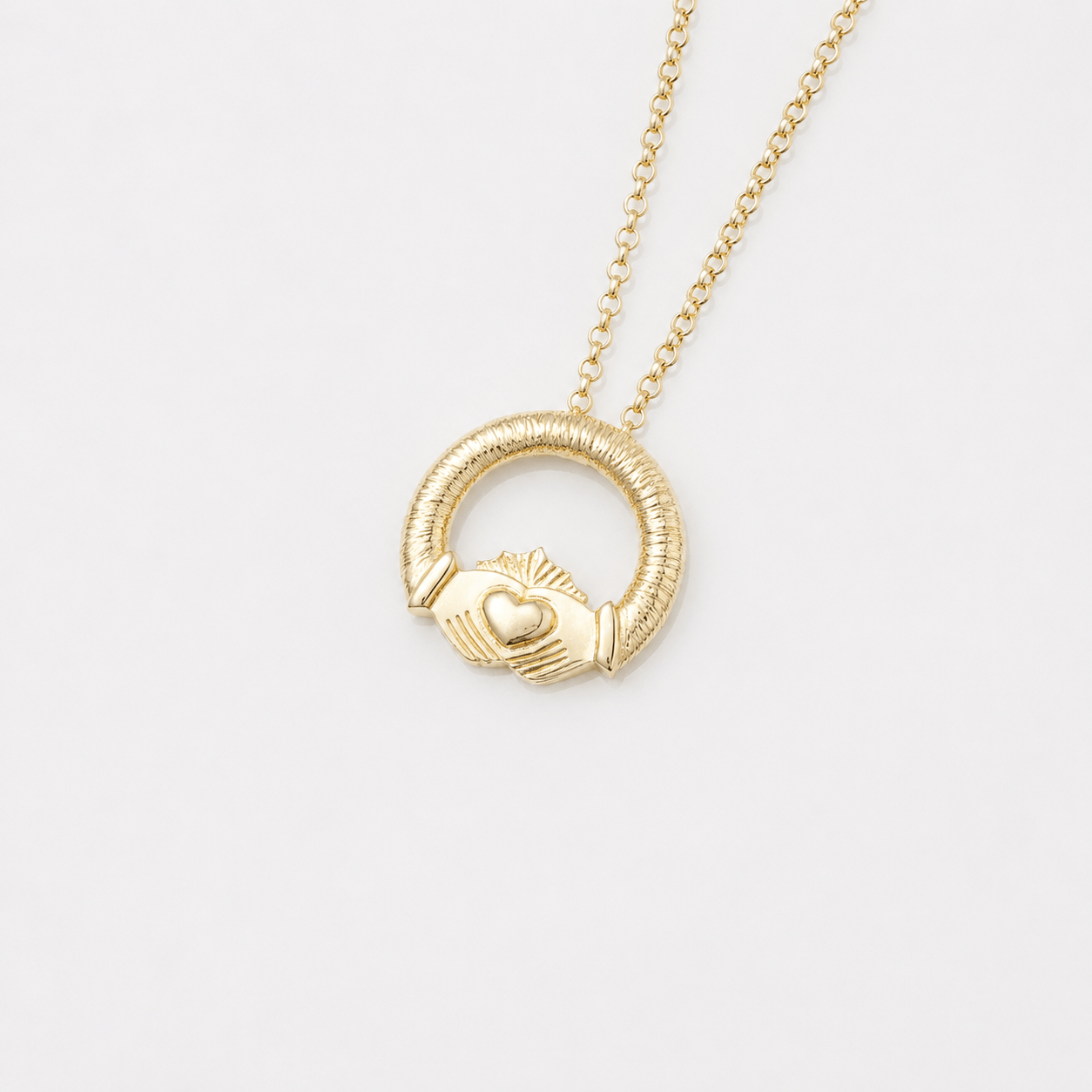 Martina Hamilton Pendants/Necklaces Ériu | Claddagh Solid 9ct Gold Pendant