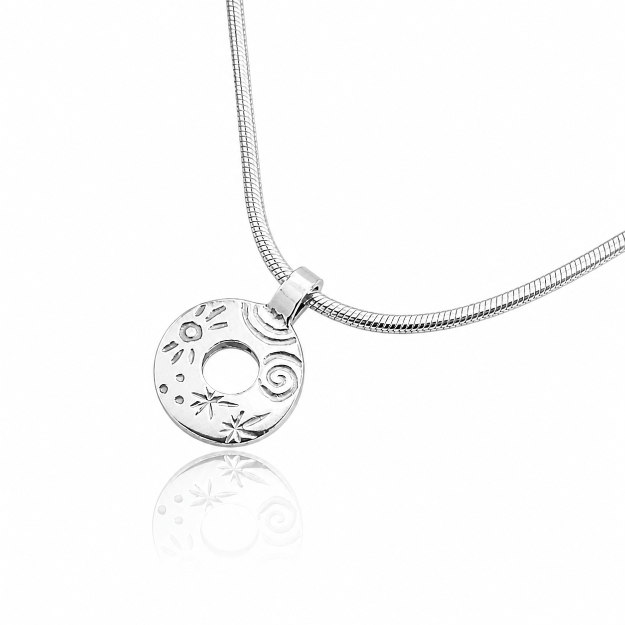 Martina Hamilton Pendants/Necklaces Heaven | Sterling Silver Circle Pendant Small