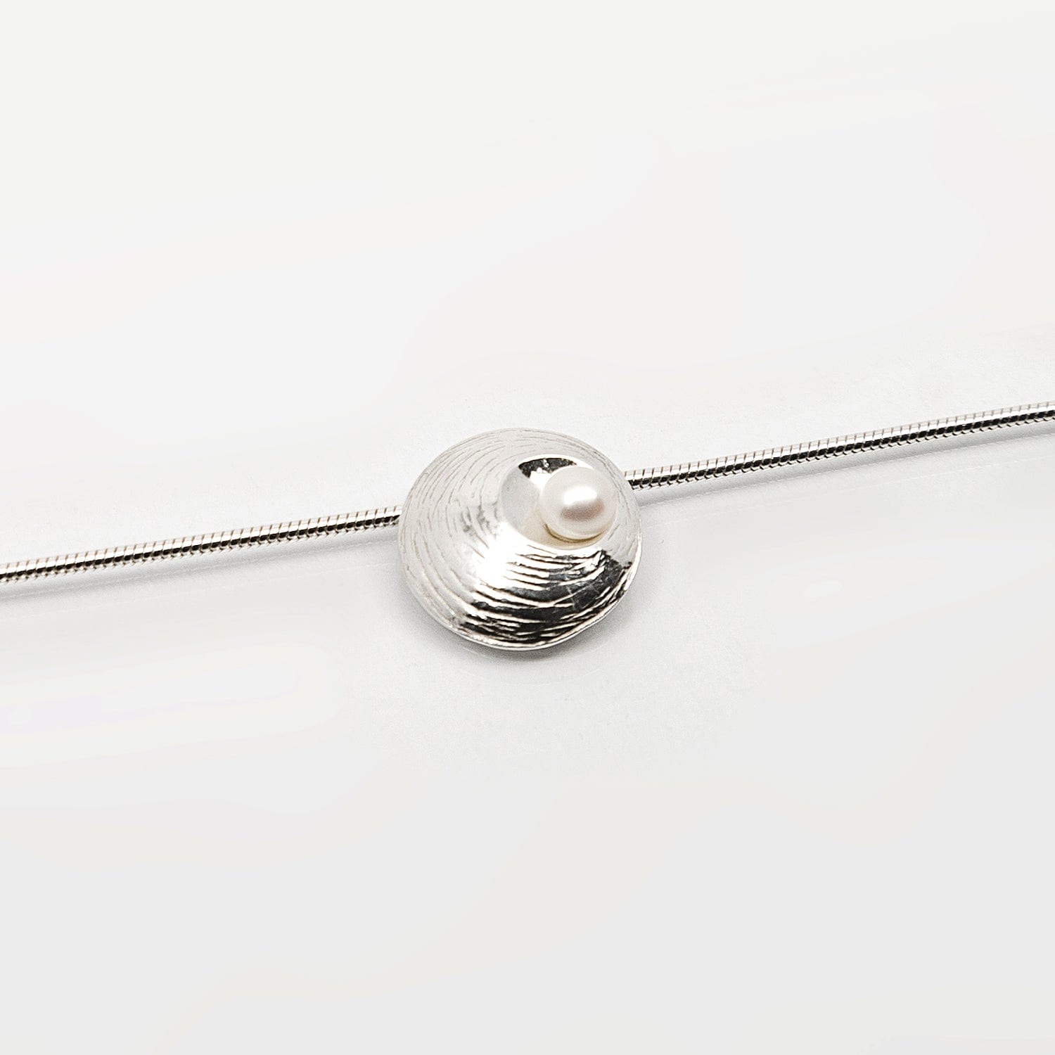 Martina Hamilton Pendants/Necklaces Oyster Pearl | Sterling Silver and Pearl Pendant Small