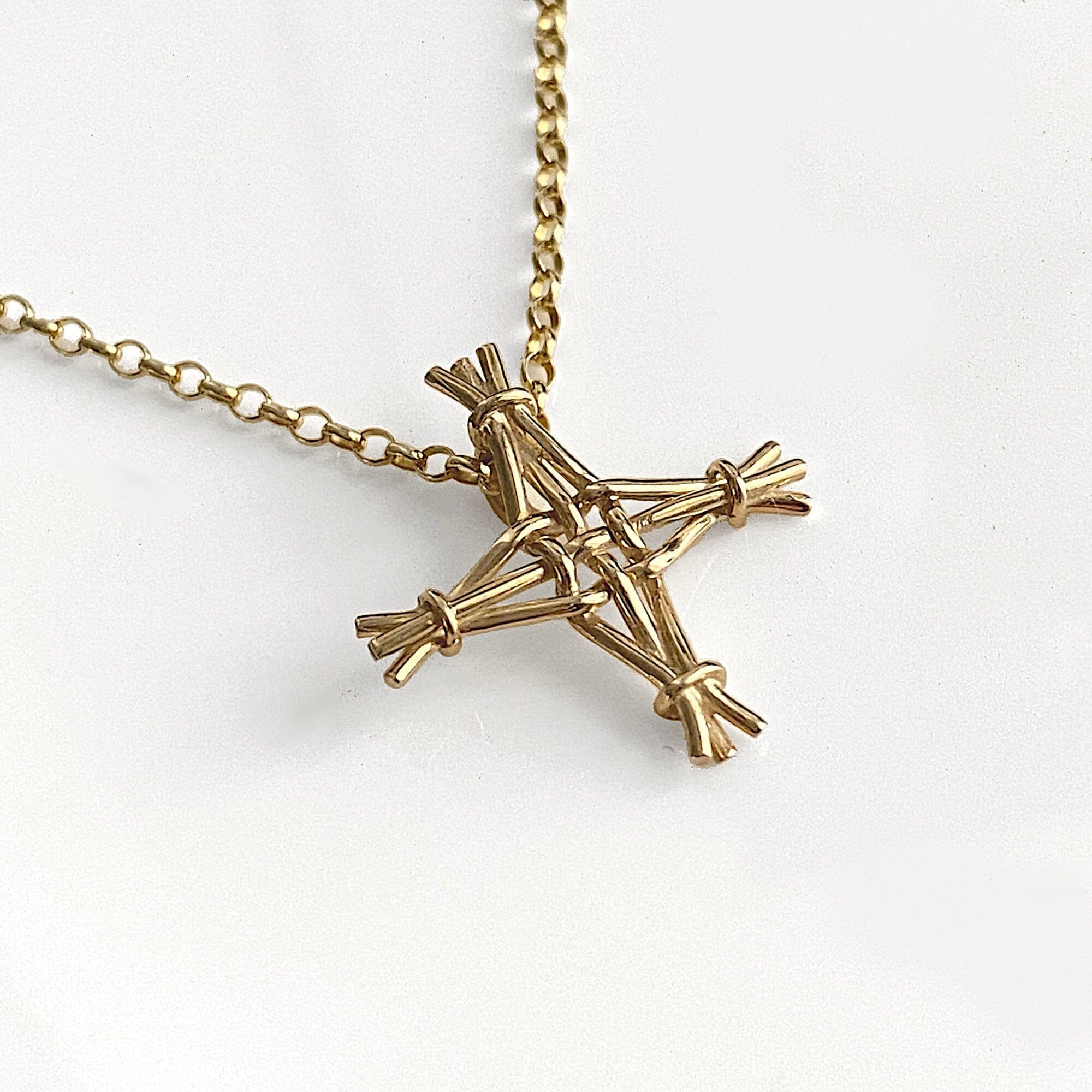 Martina Hamilton Pendants/Necklaces St. Brigid Cross | 9ct Solid Gold Woven Reed Pendant Small