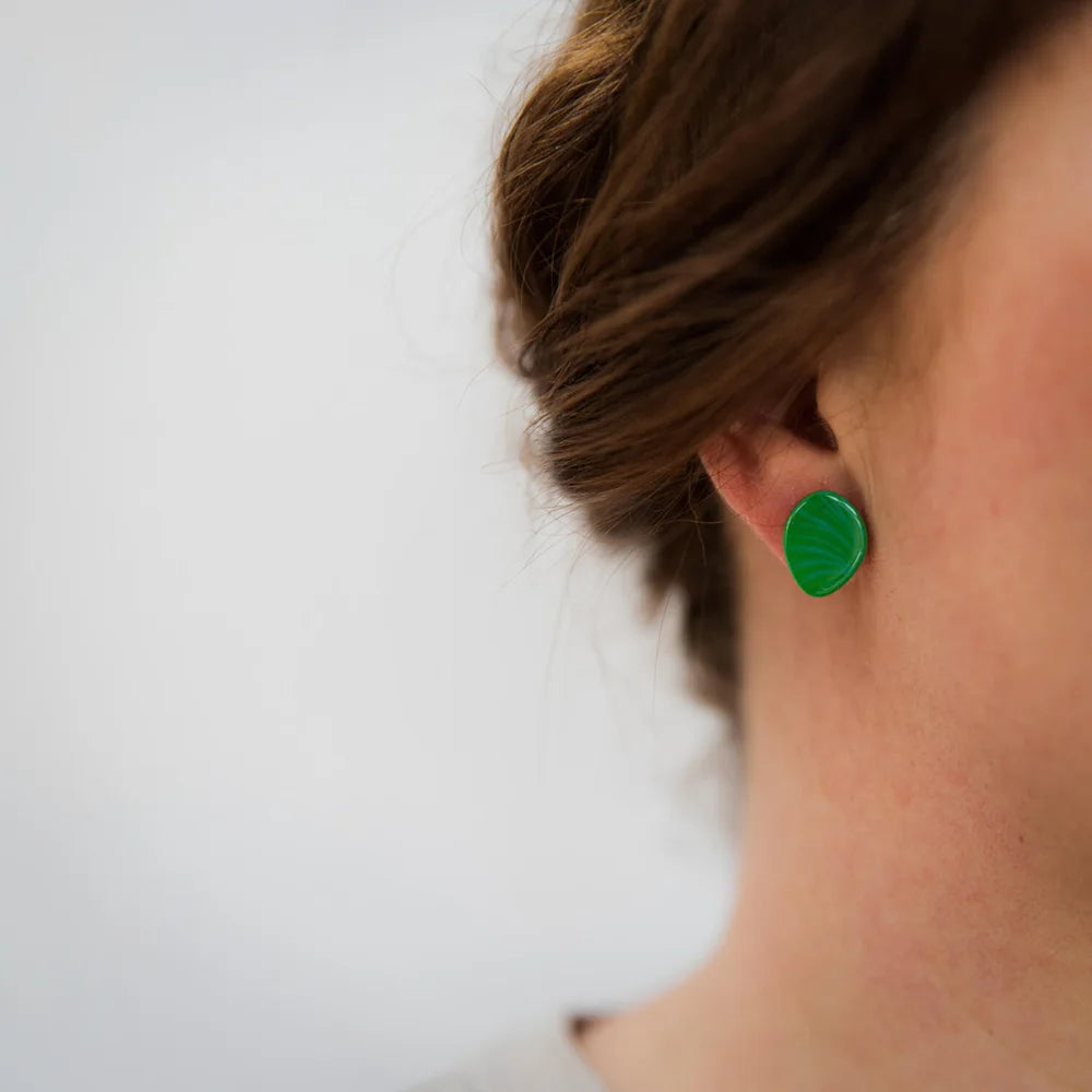 Pebble Emerald | Stud Earrings