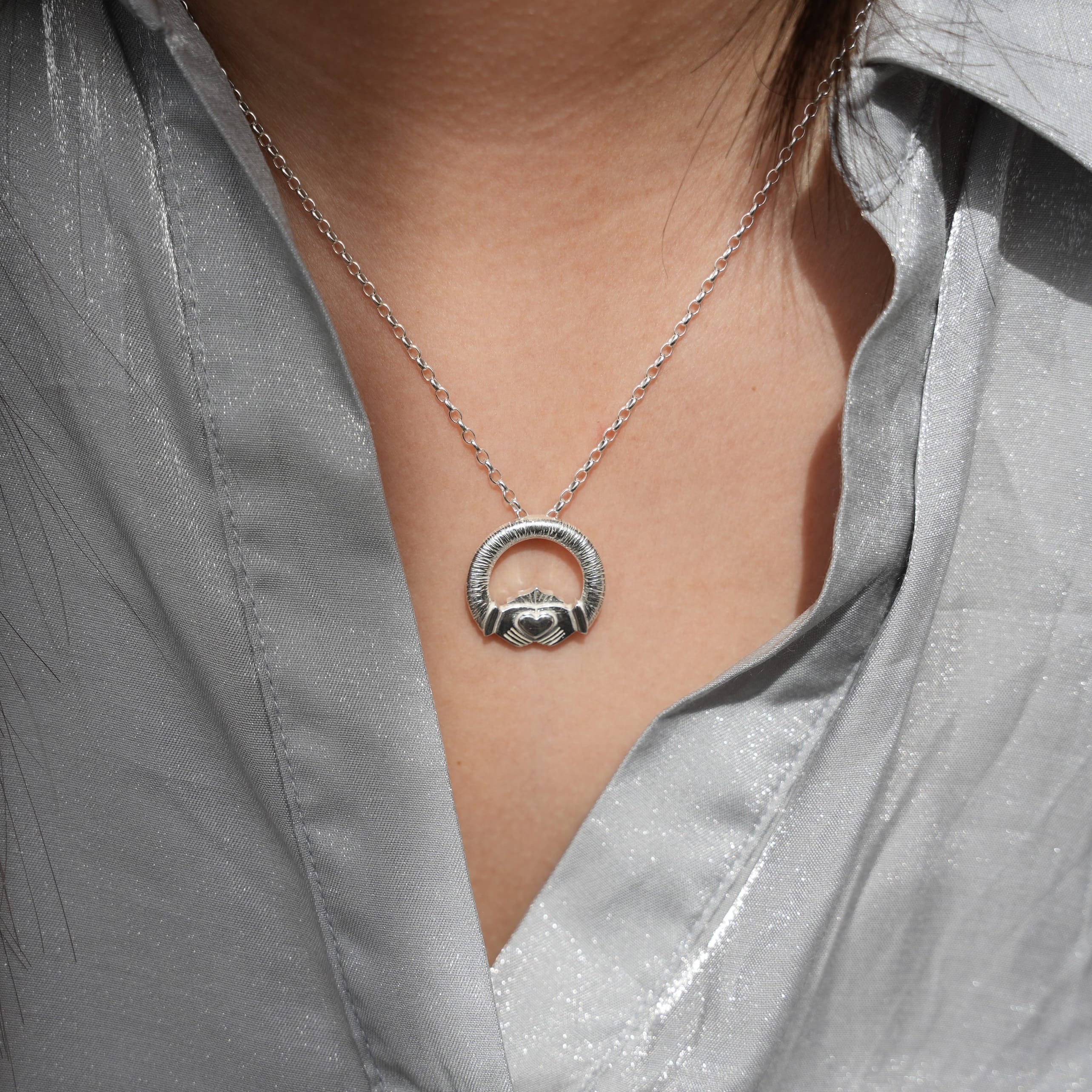 Martina Hamilton Pendants/Necklaces Ériu | Claddagh Sterling Silver Pendant