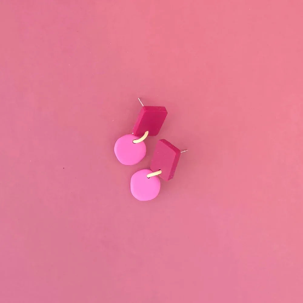 Studio Canty Confetti Burgundy & Raspberry | Dangle Earrings