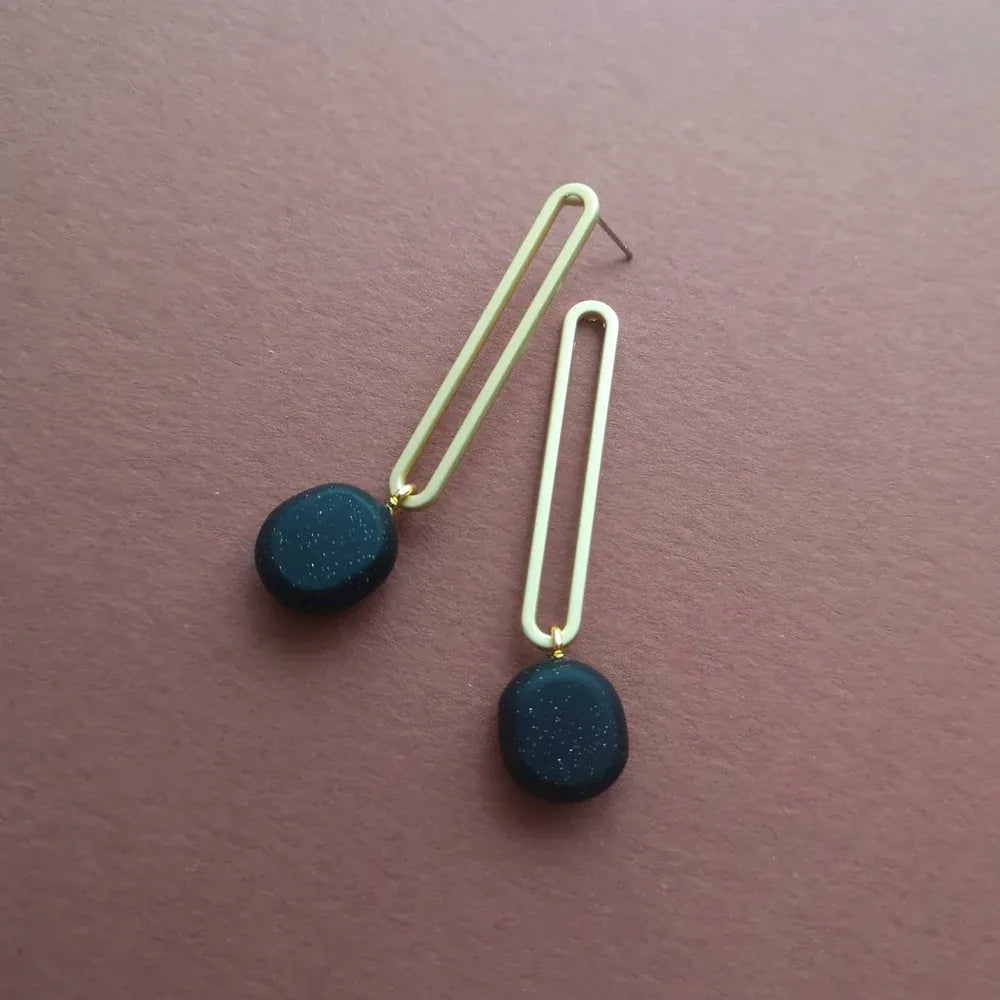 Studio Canty Earrings ISLA | Black Sparkle & Gold Plating