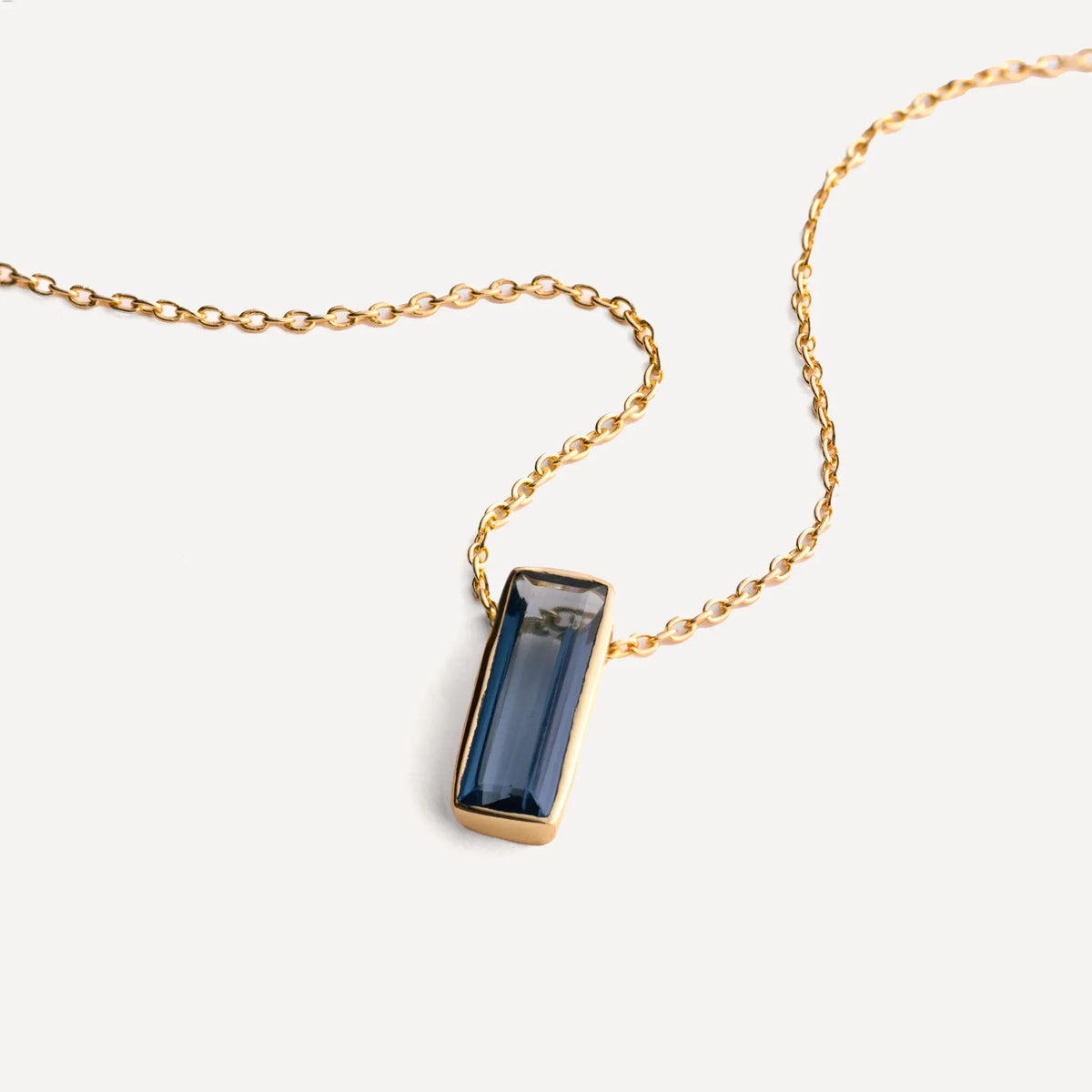 Manhattan Pendant Necklace | Iolite & Gold Vermeil