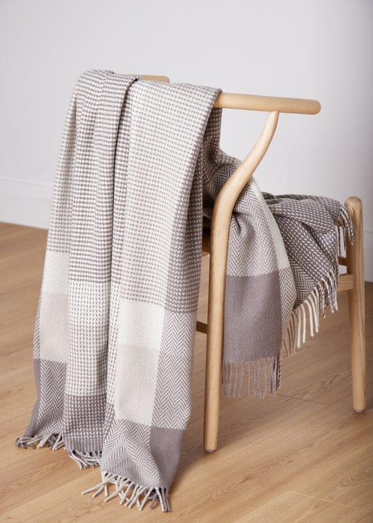 Foxford Dun Briste | Lambswool & Cashmere Throw
