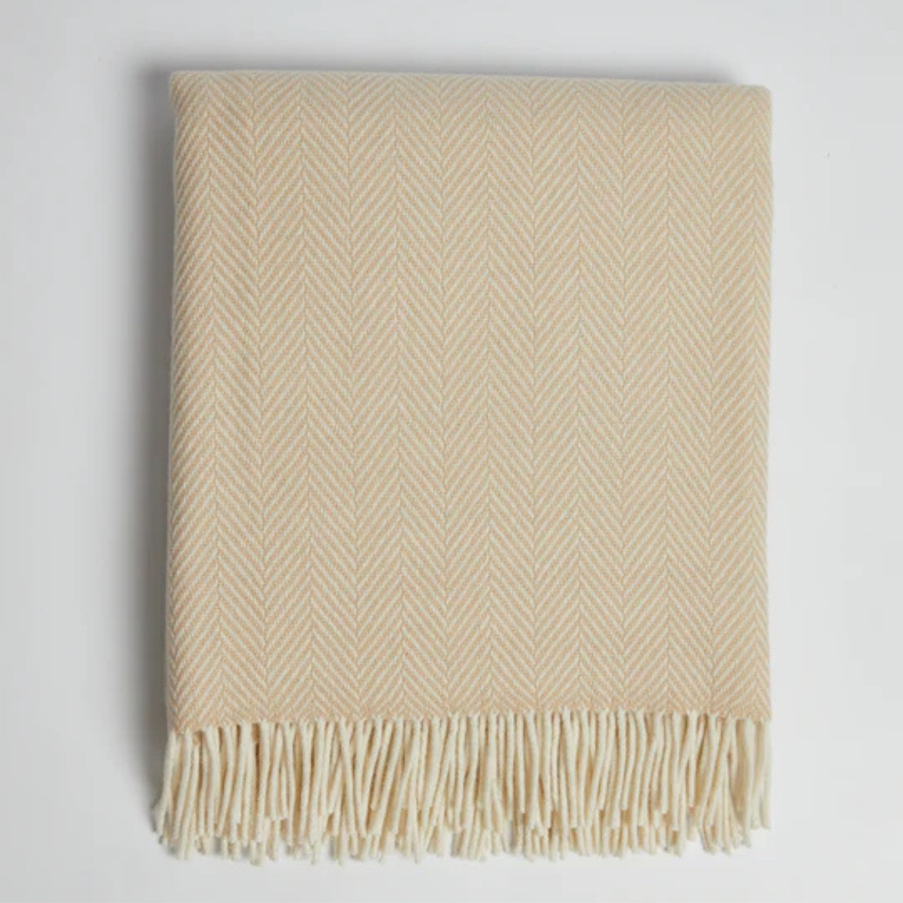 Foxford Keem Bay | Lambswool & Cashmere Throw