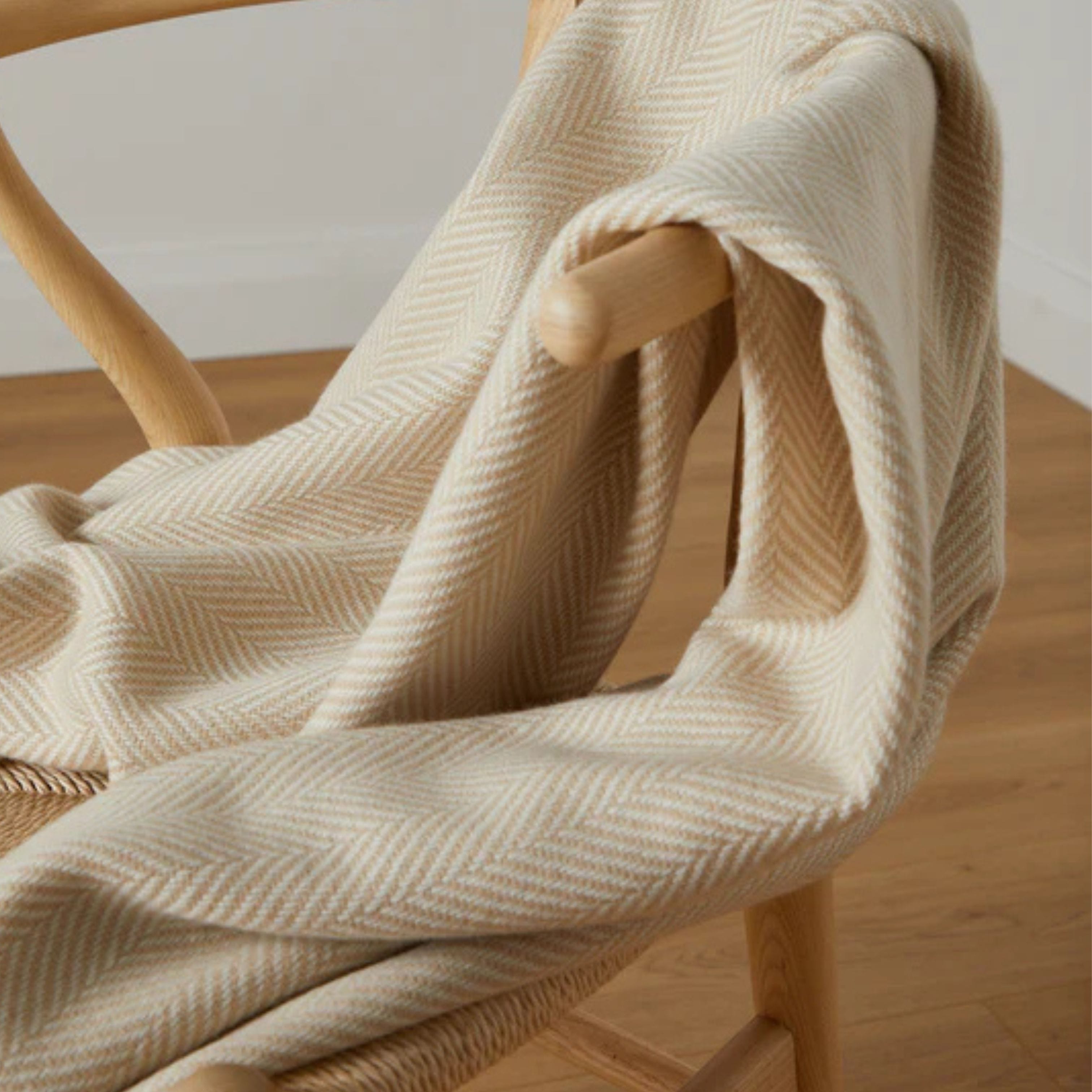 Foxford Keem Bay | Lambswool & Cashmere Throw