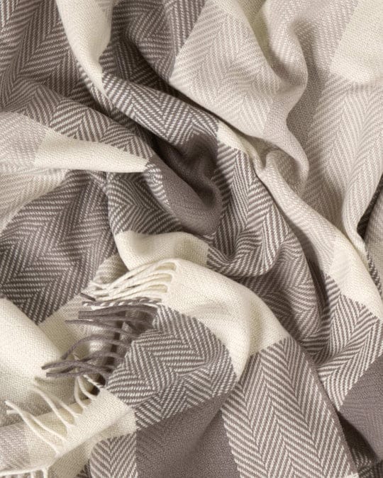 Foxford Throws & Blankets Finn | Cashmere & Lambswool Throw
