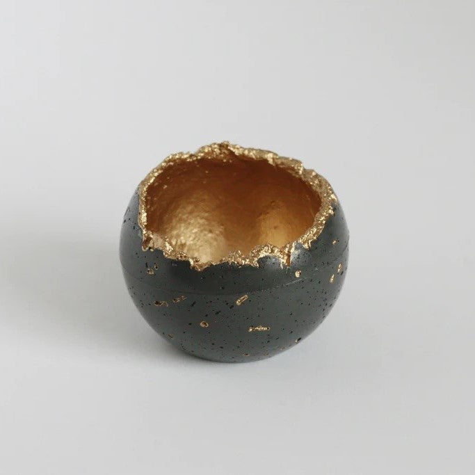 Charcoal Grey & Gold | Concrete Bowl