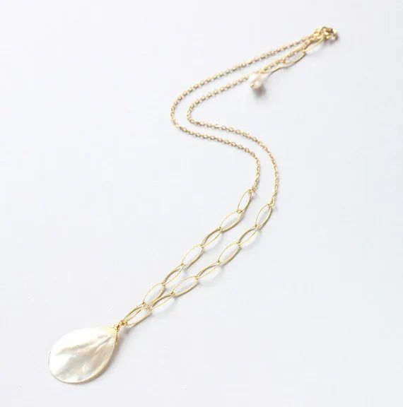 ILgemstones Gold Necklace | Mother of Pearl