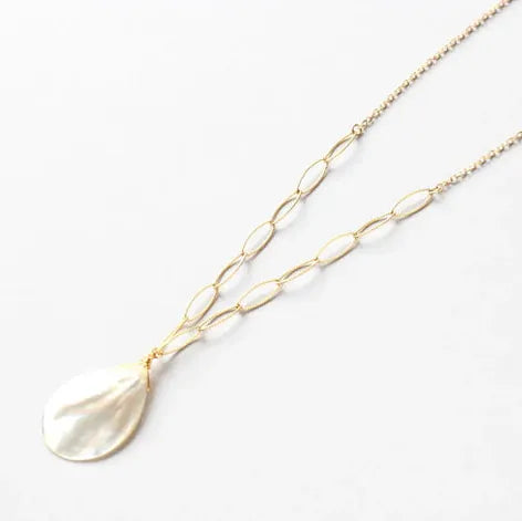 ILgemstones Gold Necklace | Mother of Pearl