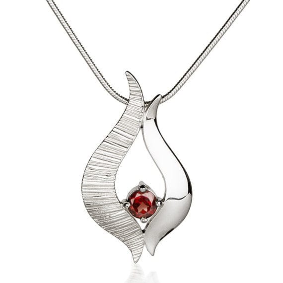 Fiona Kerr Ebb & Flow | Sterling Silver Medium Garnet Pendant