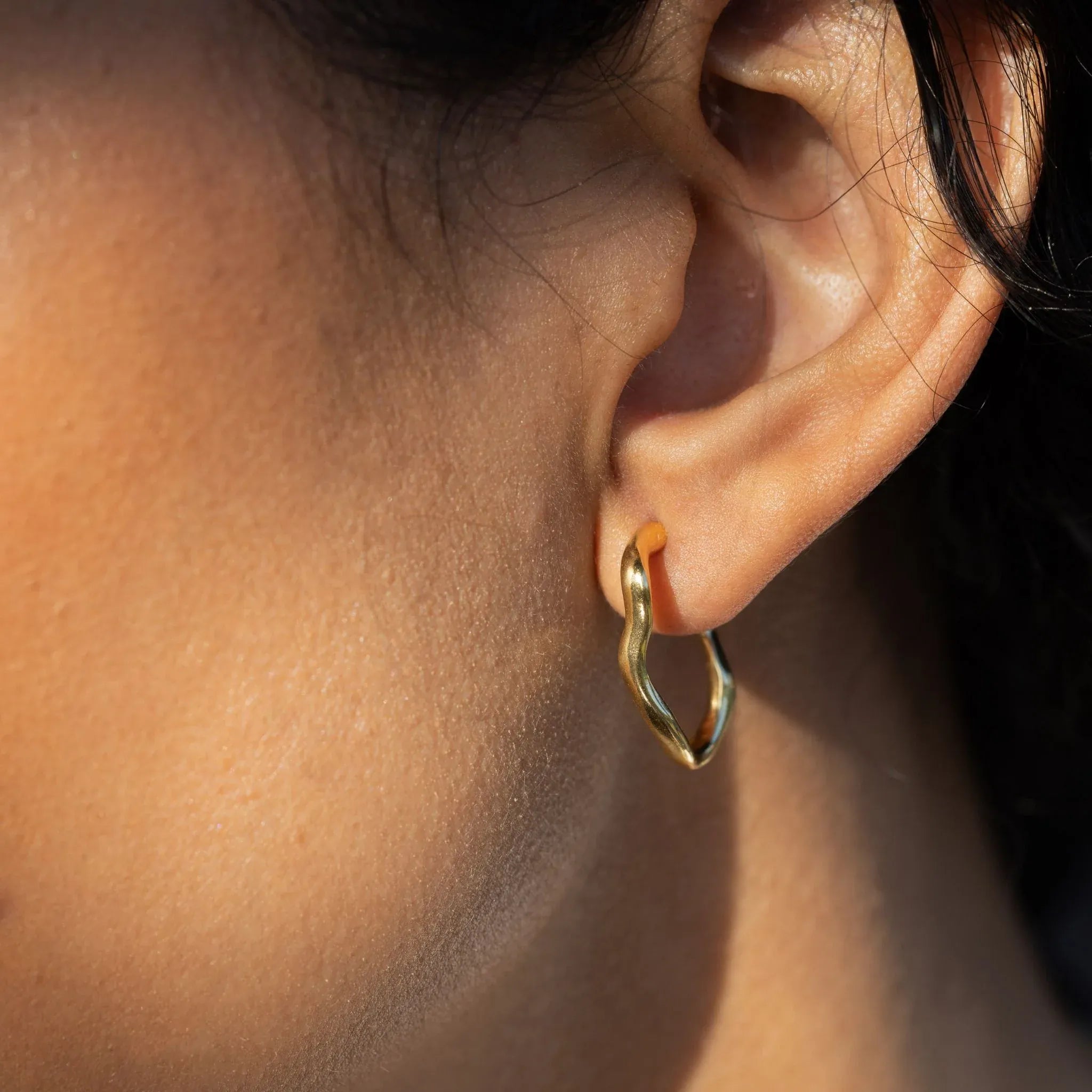 Juvi Gold Vermeil Amble | Drop Hoops