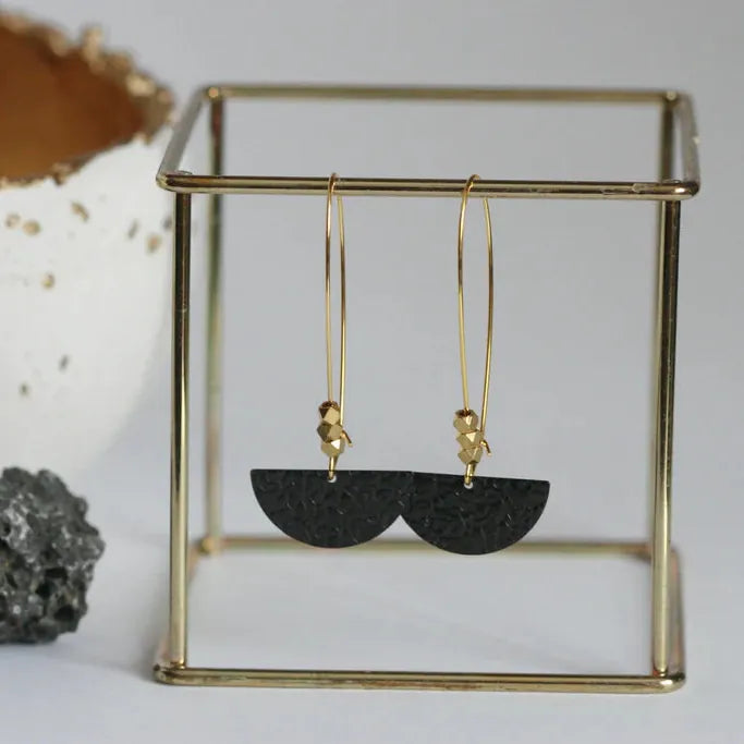 Kaiko Black & Brass | Moon Earrings