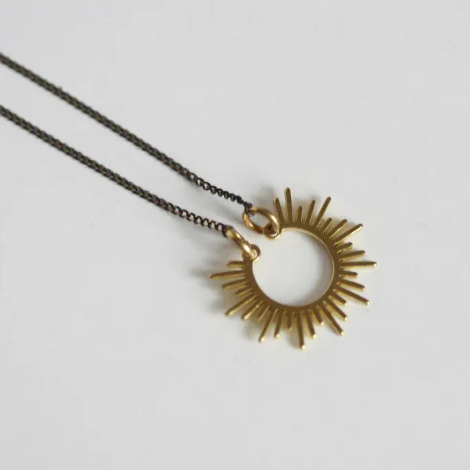 Kaiko Brass Starburst | Delicate Necklace