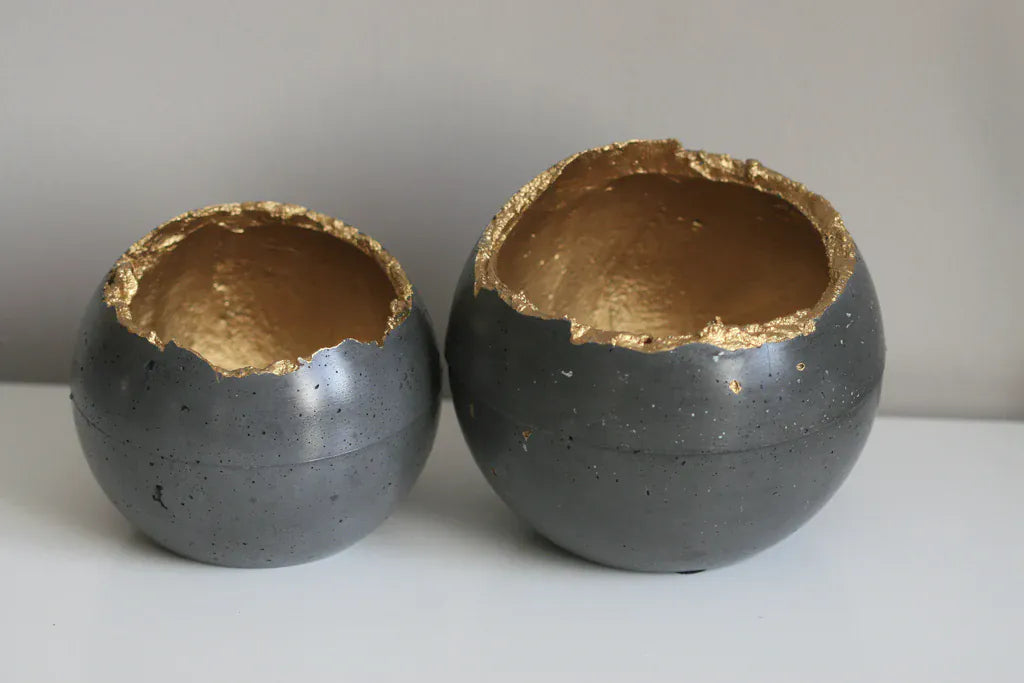 Kaiko Homewares Charcoal Grey & Gold | Concrete Bowl