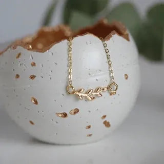 Kaiko Pendants/Necklaces Leaf Gold plated | Delicate Necklace