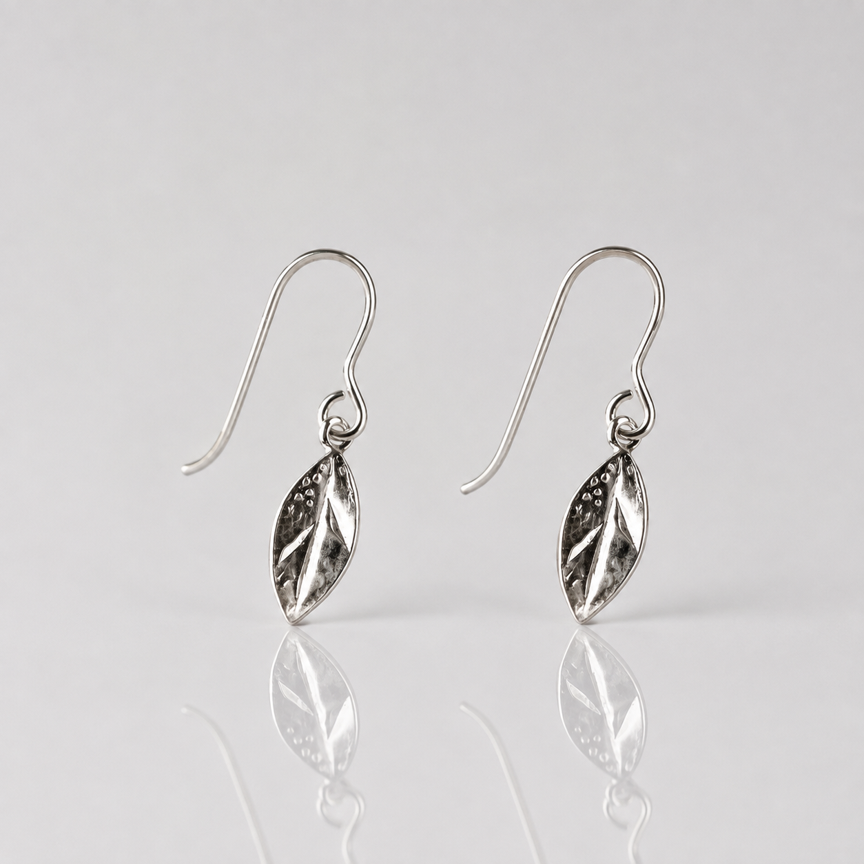 Leaf | Silver Drop Earrings Petite