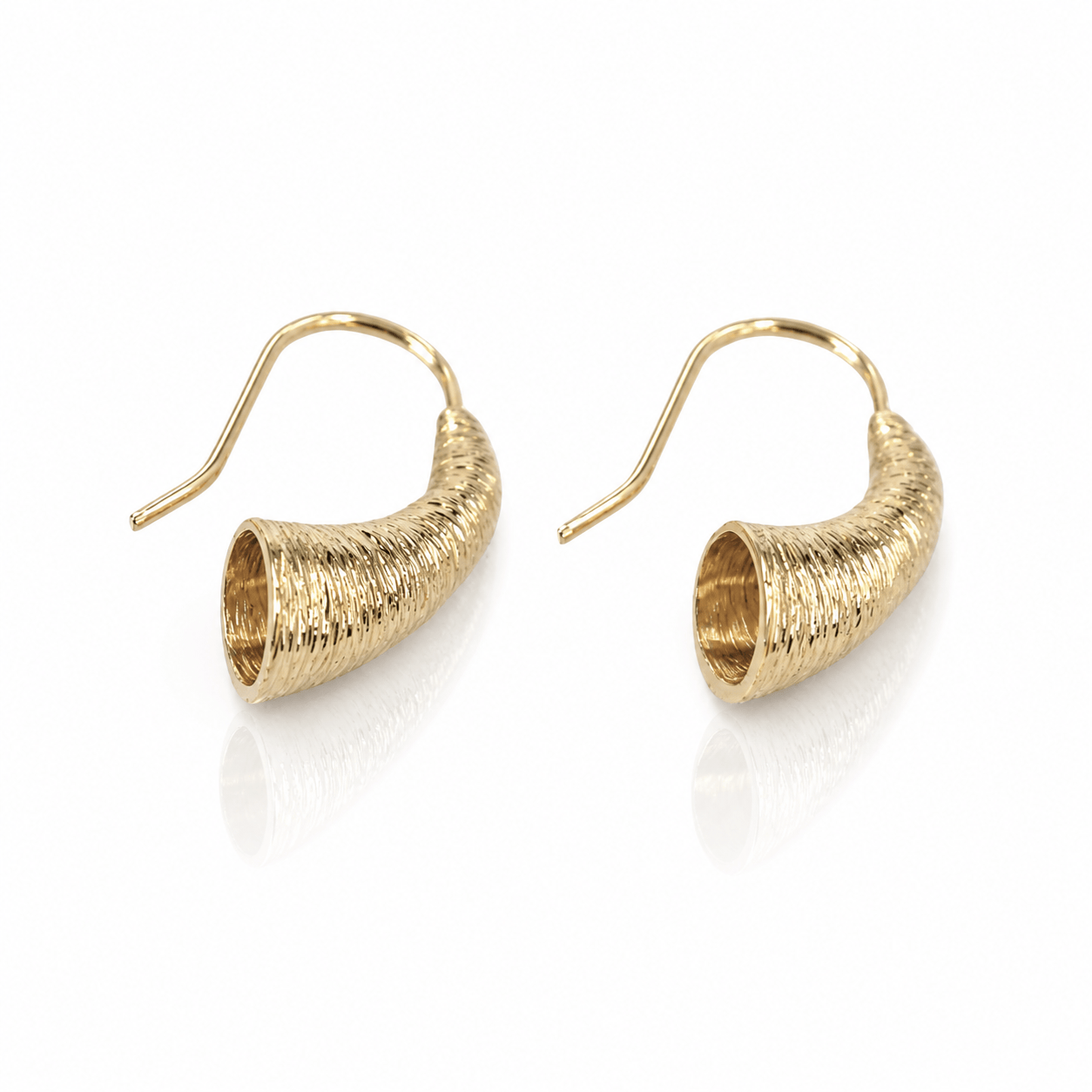 Martina Hamilton Earrings Croí­ Sliogán | 9ct Solid Gold Trumpet Drop Earrings Small