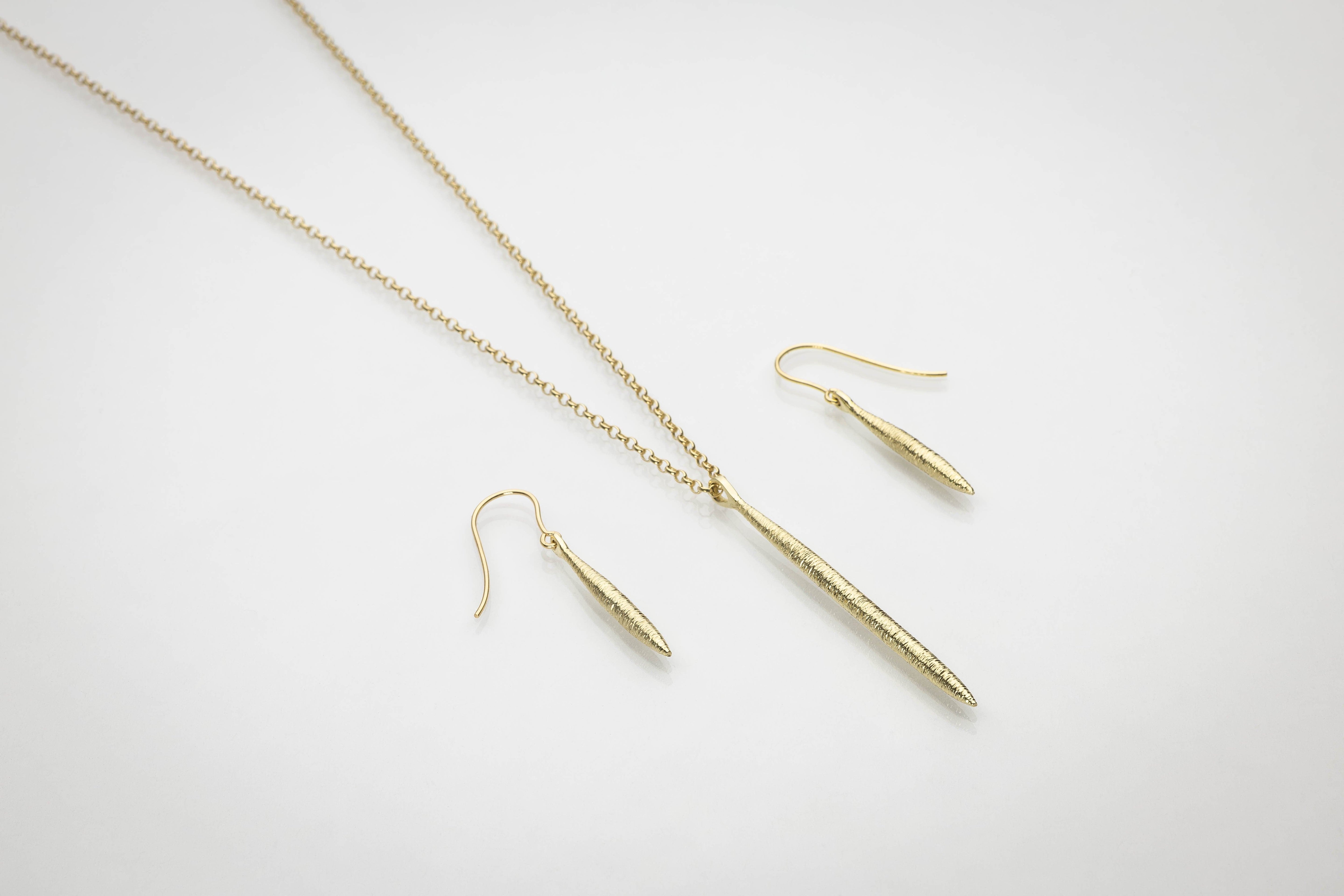 Martina Hamilton Earrings Síoda | 9ct Solid Gold Drop Earrings Small