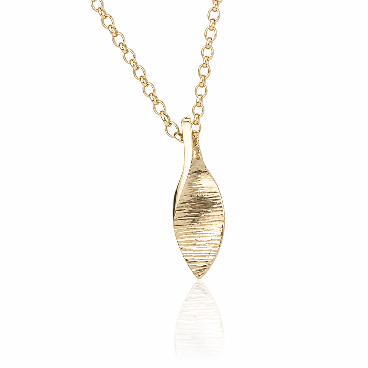 Martina Hamilton Pendants/Necklaces Bean Rí­ | 9ct Solid Gold Pendant Petite