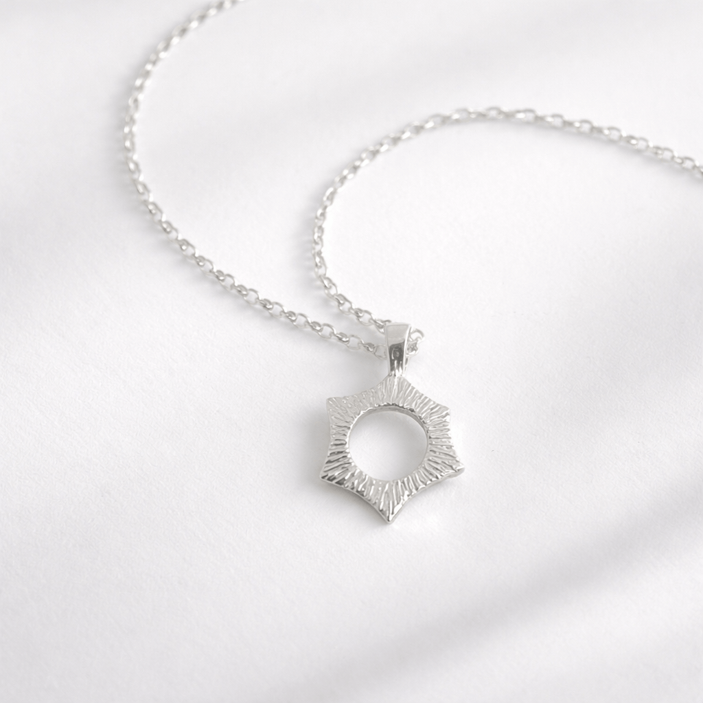 Martina Hamilton Pendants/Necklaces Ériu | Sterling Silver Pendant Small