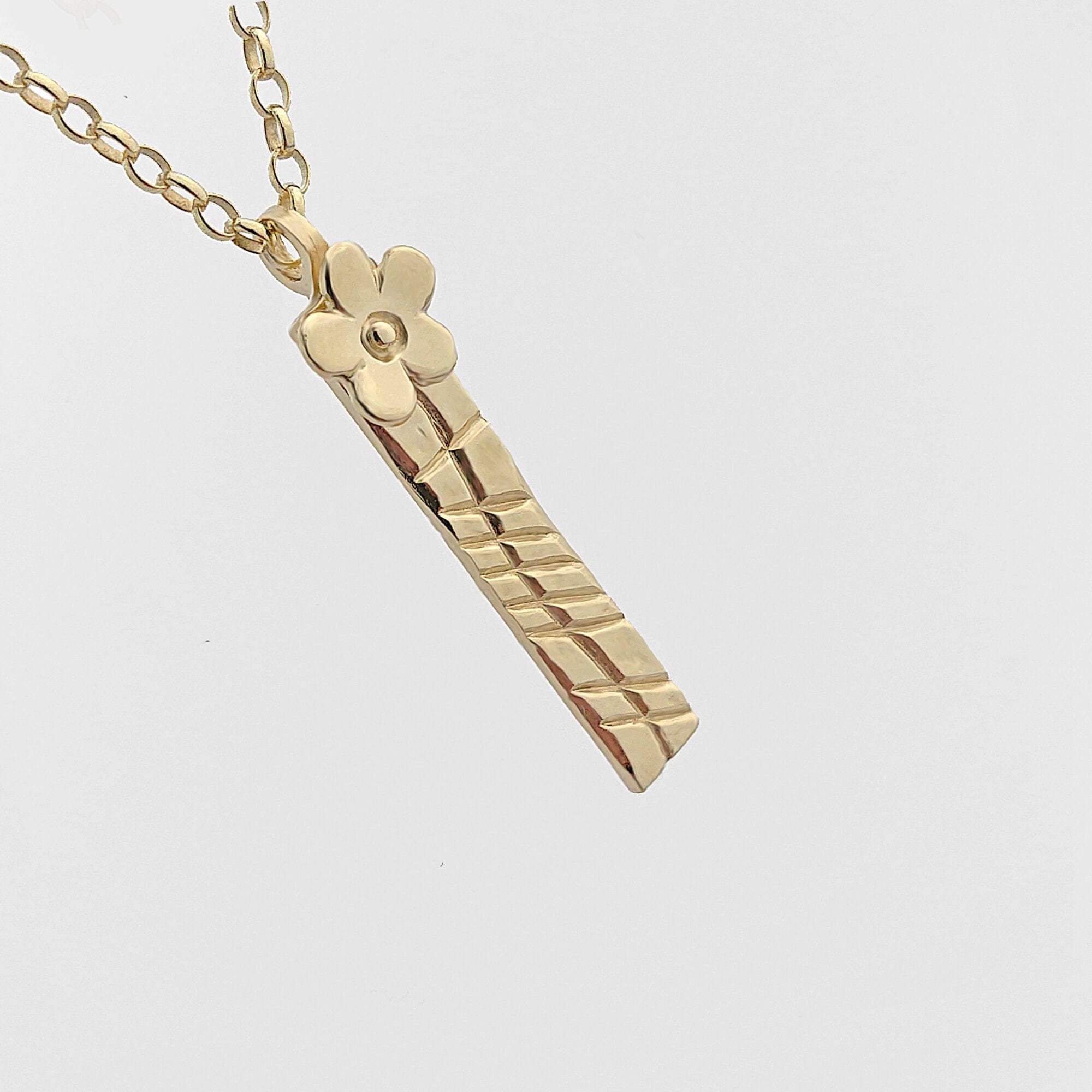 Martina Hamilton Forget Me Not | 9ct Solid Gold Ogham GrÃ¡ Love Pendant