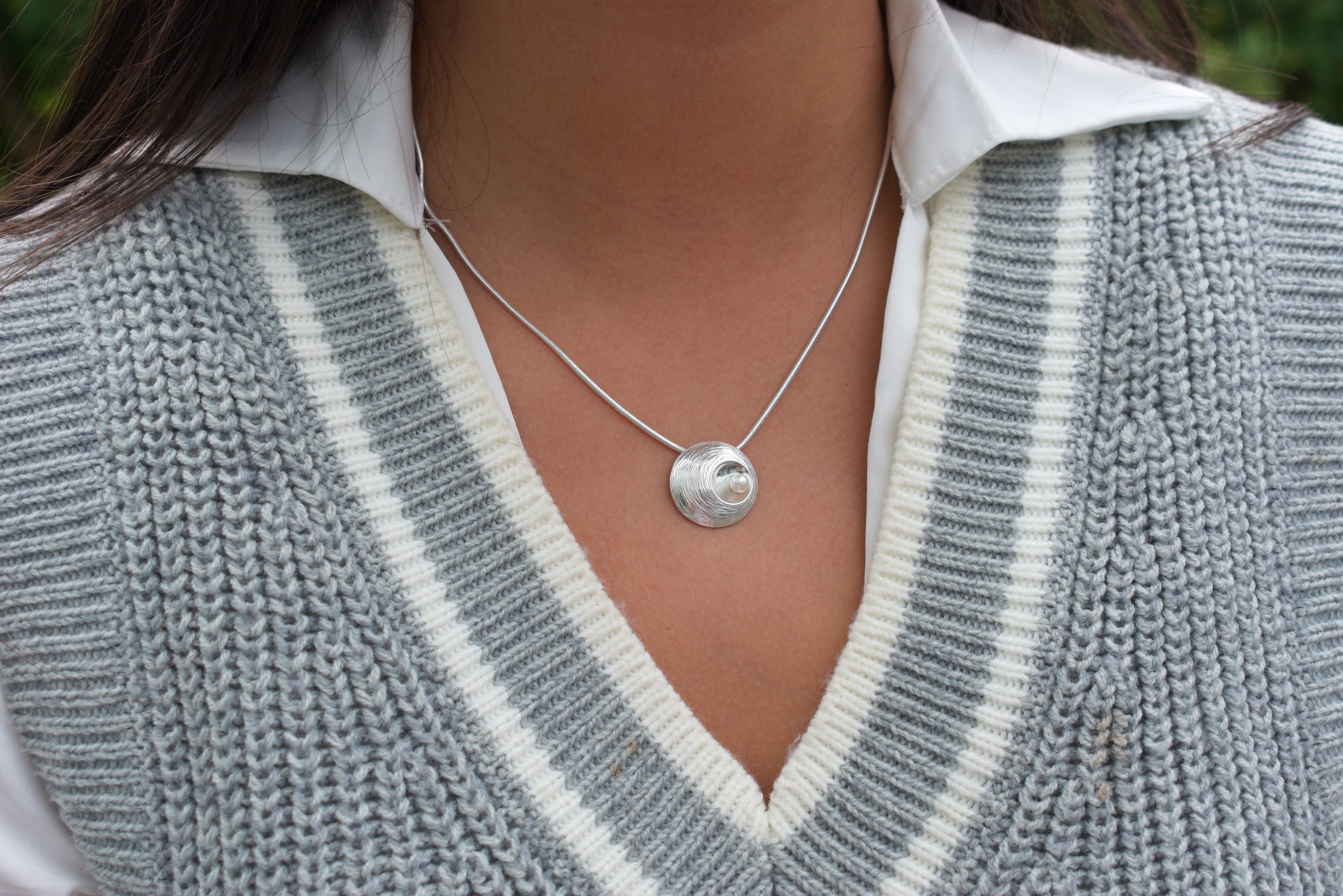 Martina Hamilton Pendants/Necklaces Oyster Pearl | Sterling Silver and Pearl Pendant Medium
