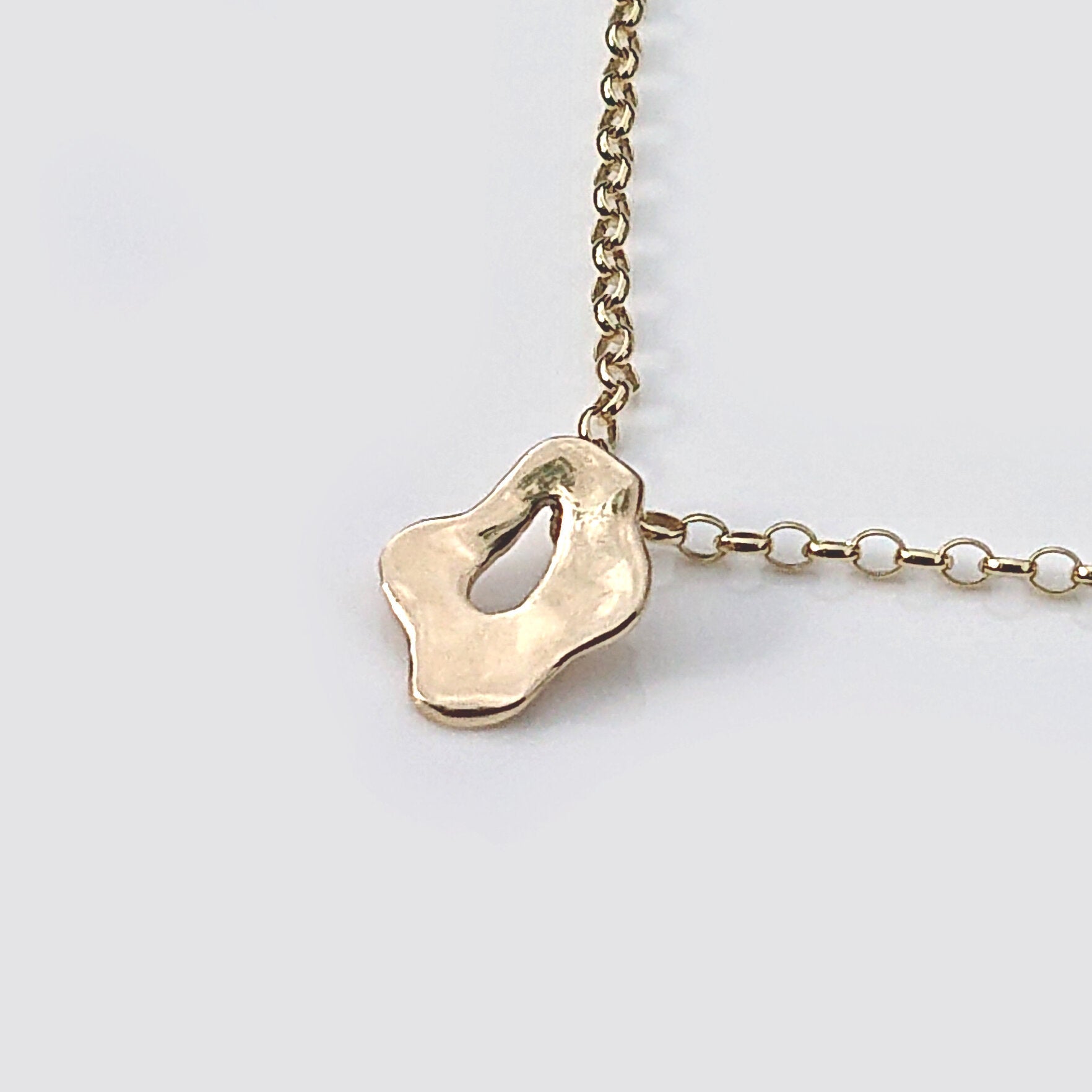 Martina Hamilton Pendants/Necklaces Reflections | 9ct Solid Gold Pendant Petite