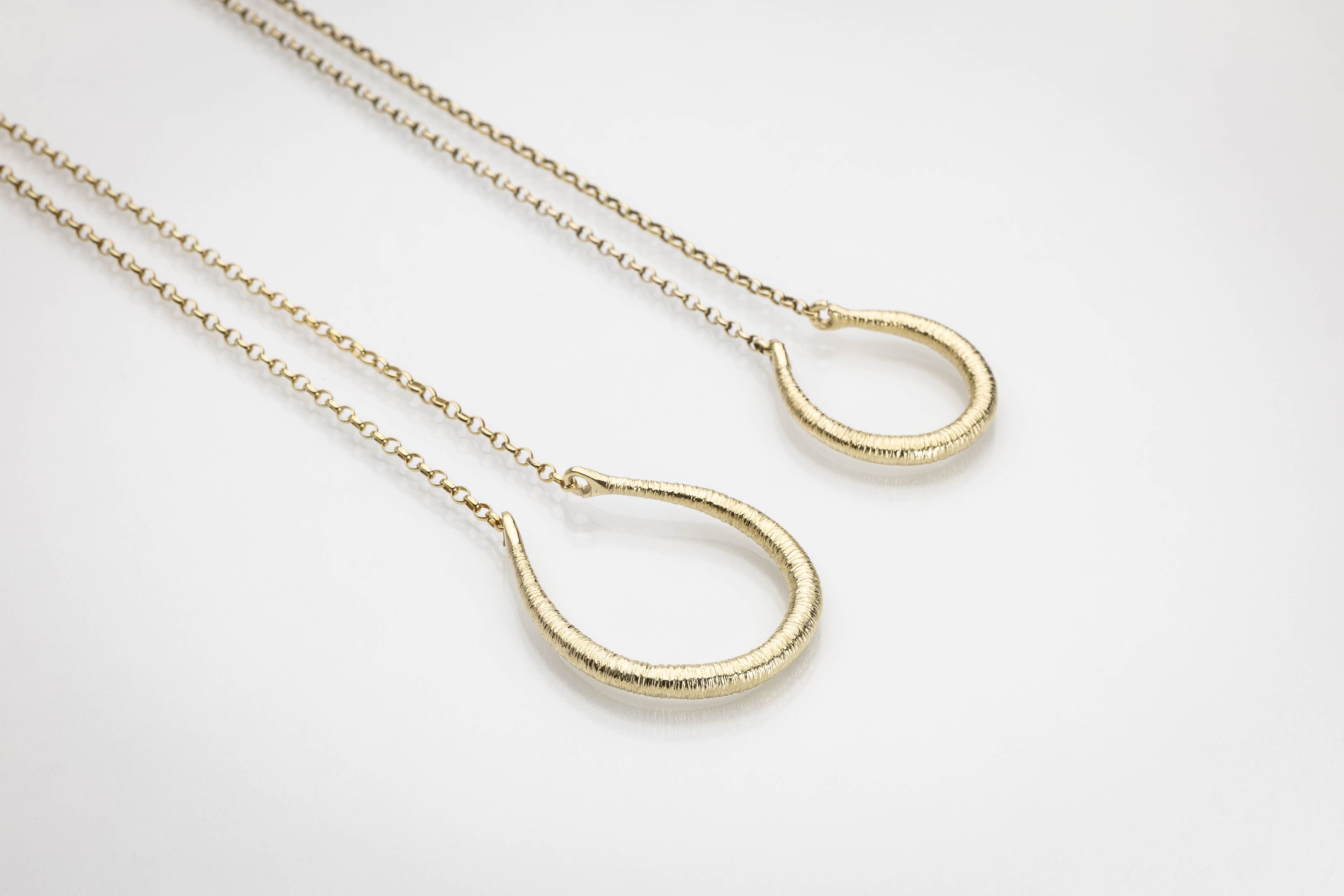Martina Hamilton Pendants/Necklaces Síoda | 9ct Solid Gold Torc Pendant Medium