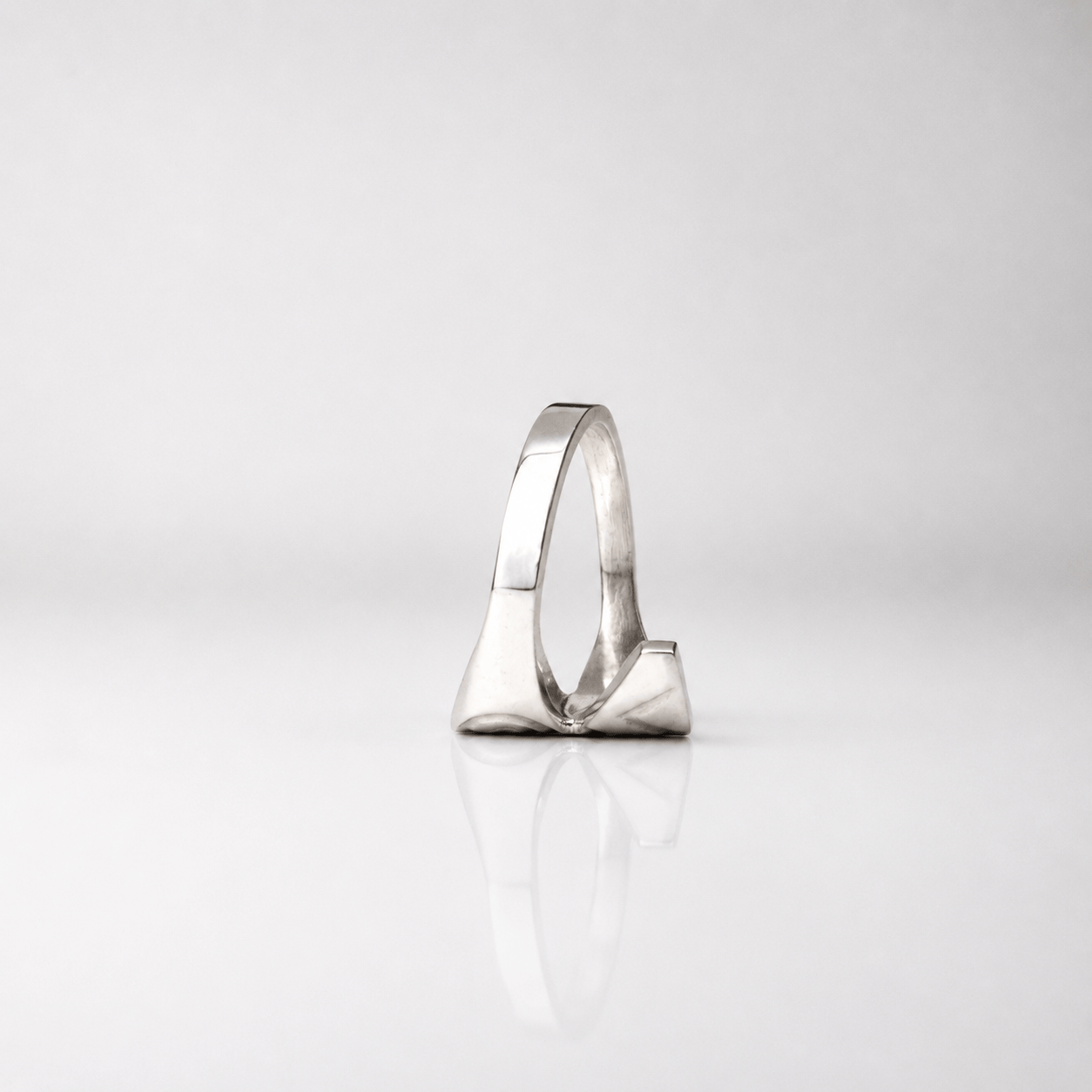 Martina Hamilton Rings Carrowkeel | Sterling Silver Ring